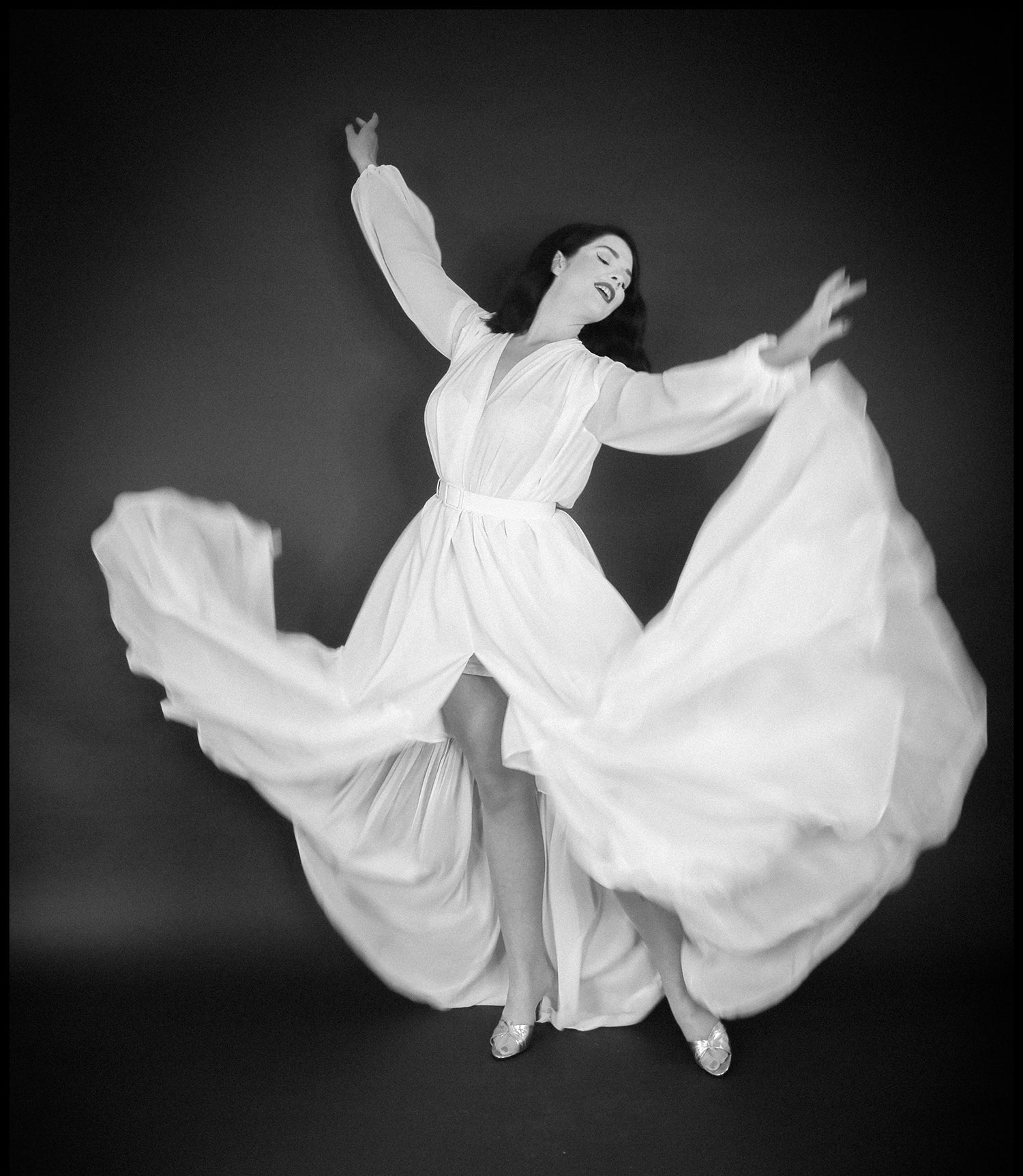 old hollywood style white chiffon gown