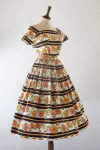 Vintage 1950s Poppy Print Cotton Picnic dress
