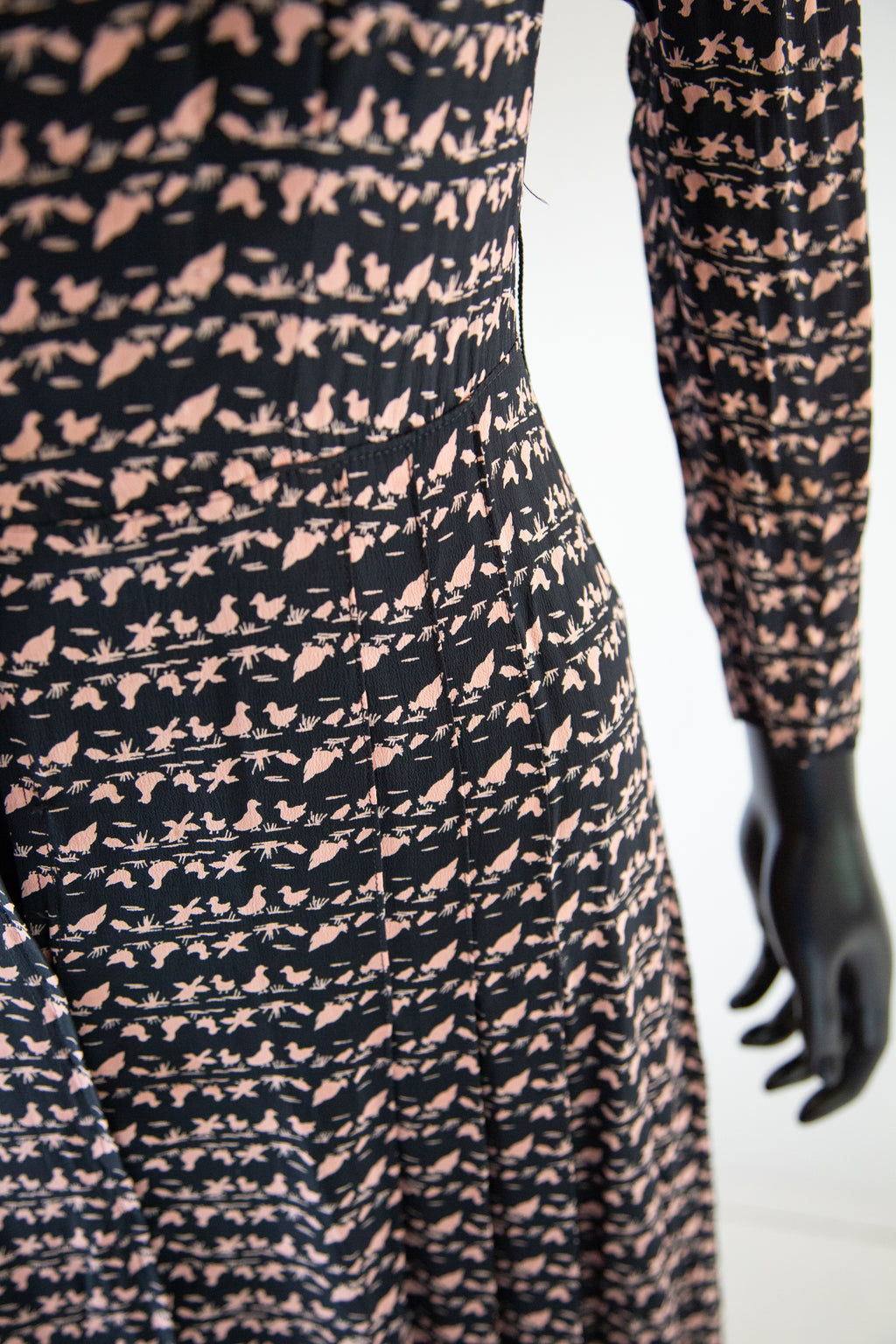 Vintage 1940s Novelty Print Tea Dress