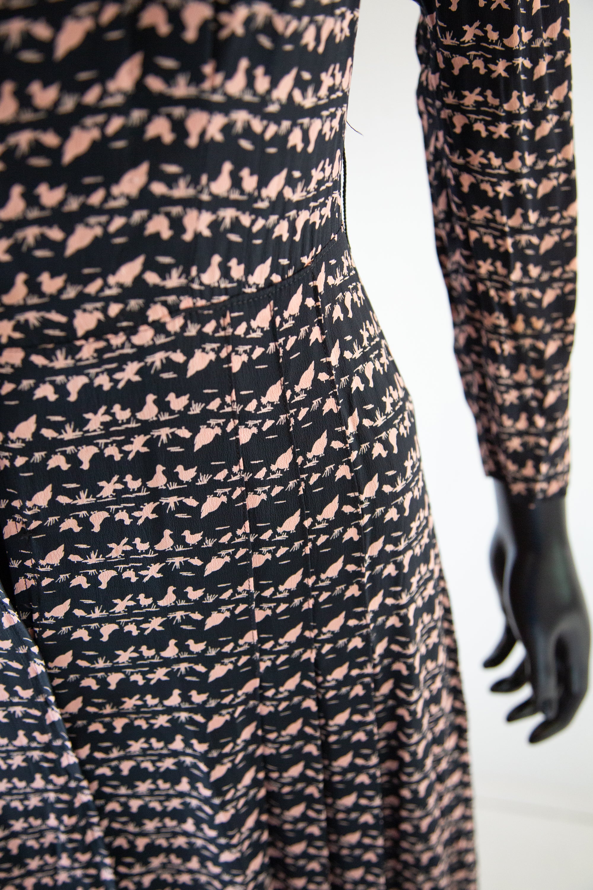 Vintage 1940s Novelty Print Tea Dress