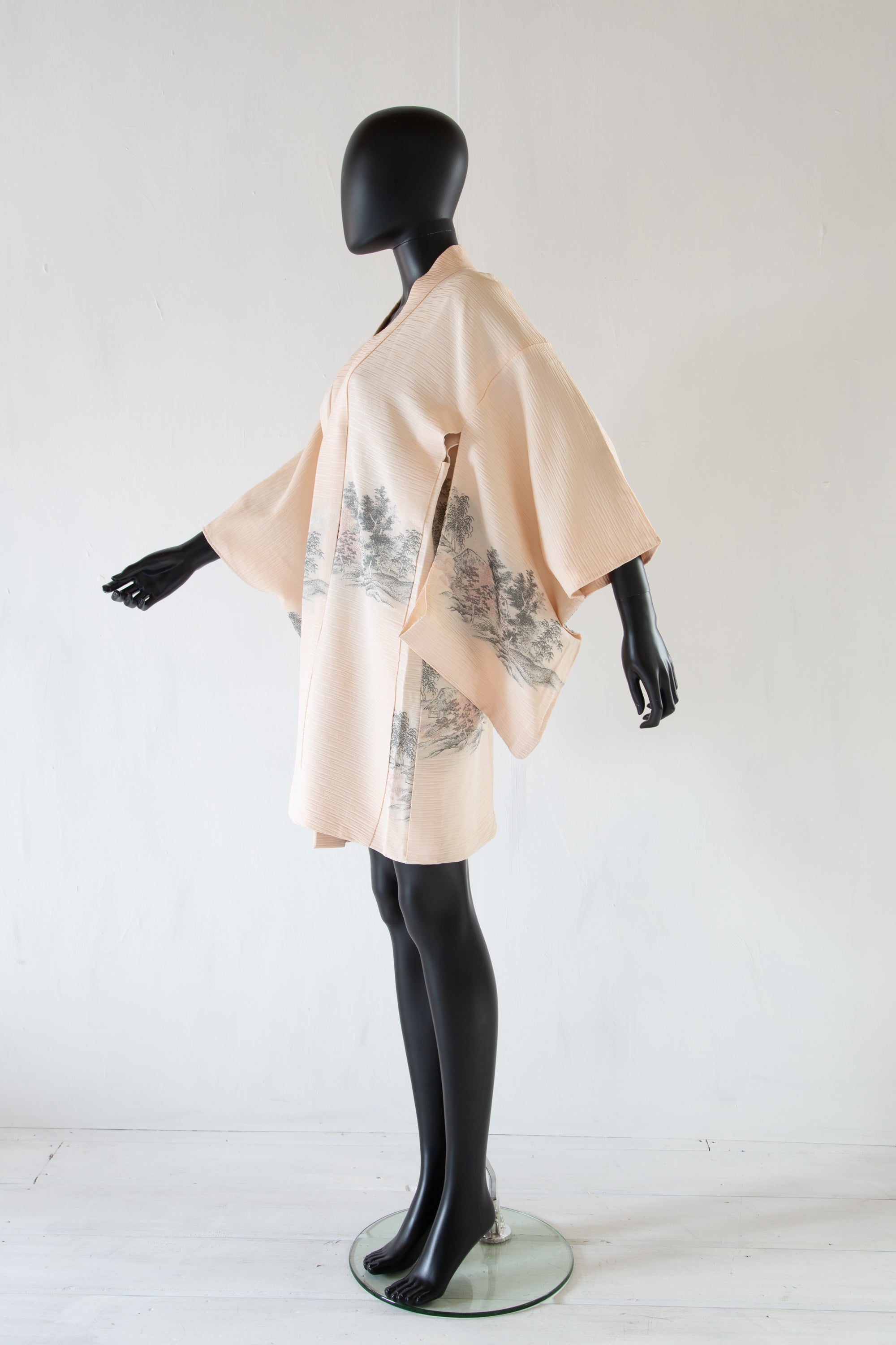 Vintage 1960s Blush Cream Silk Landscape Haori Jacket