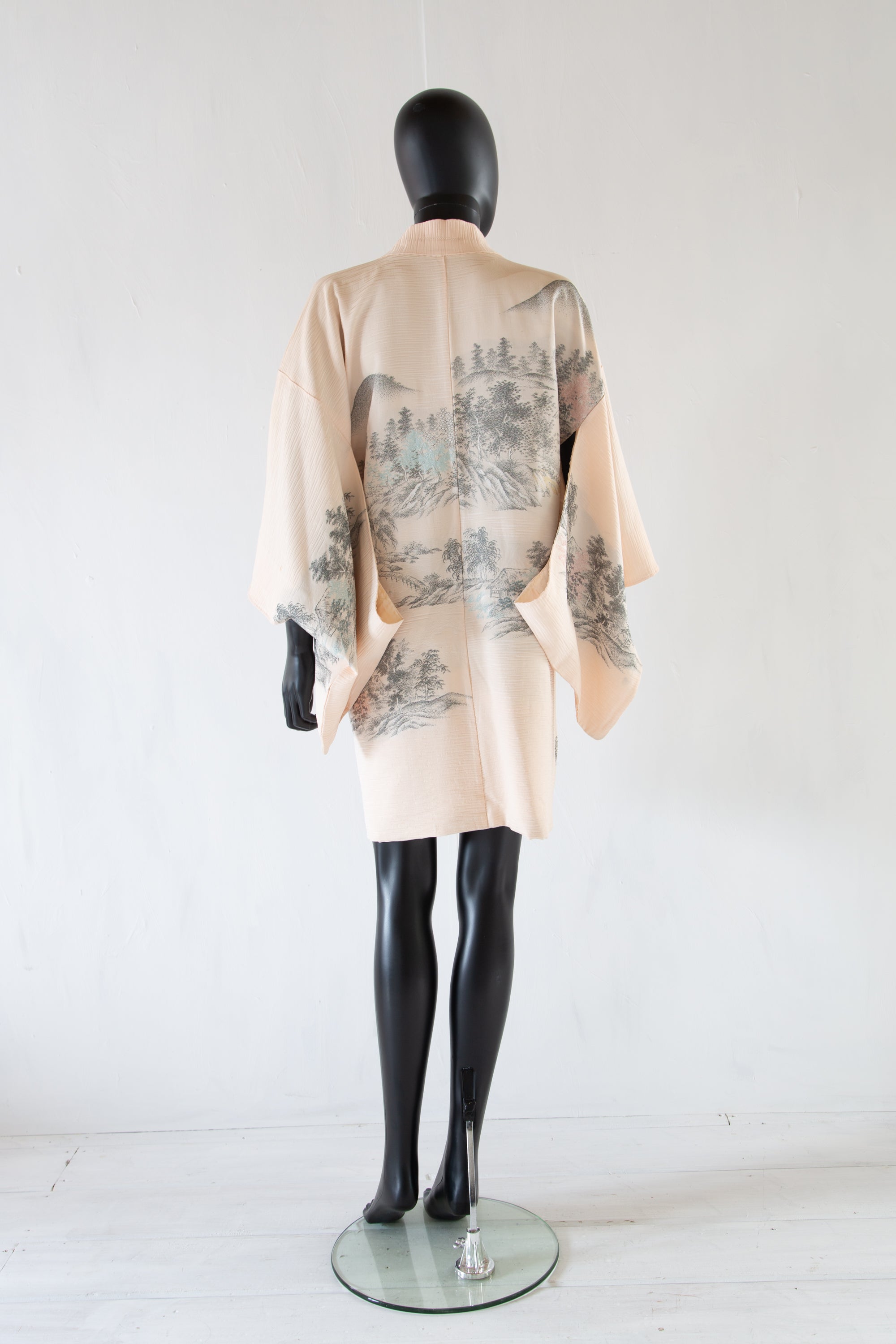 Vintage 1960s Blush Cream Silk Landscape Haori Jacket