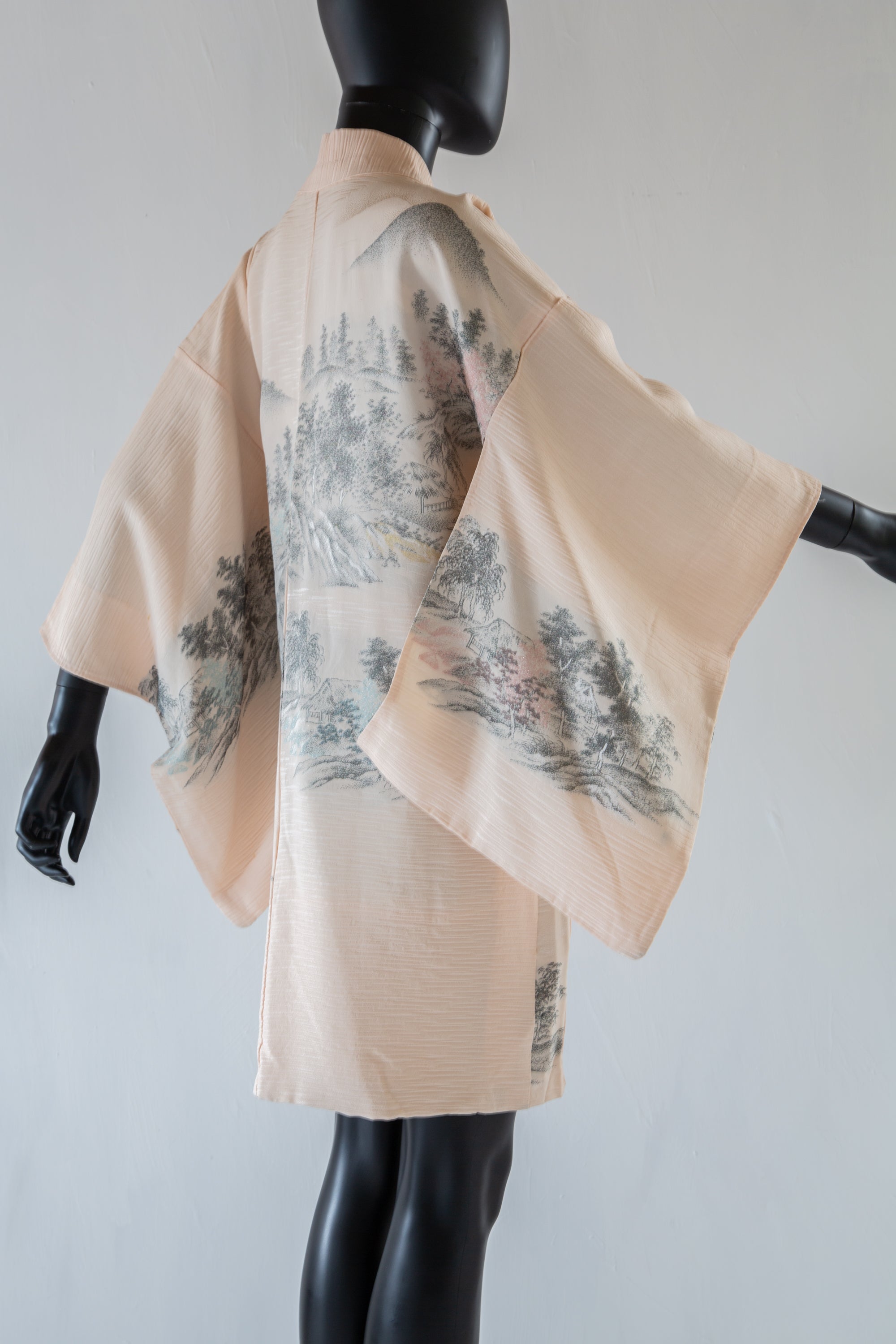 Vintage 1960s Blush Cream Silk Landscape Haori Jacket