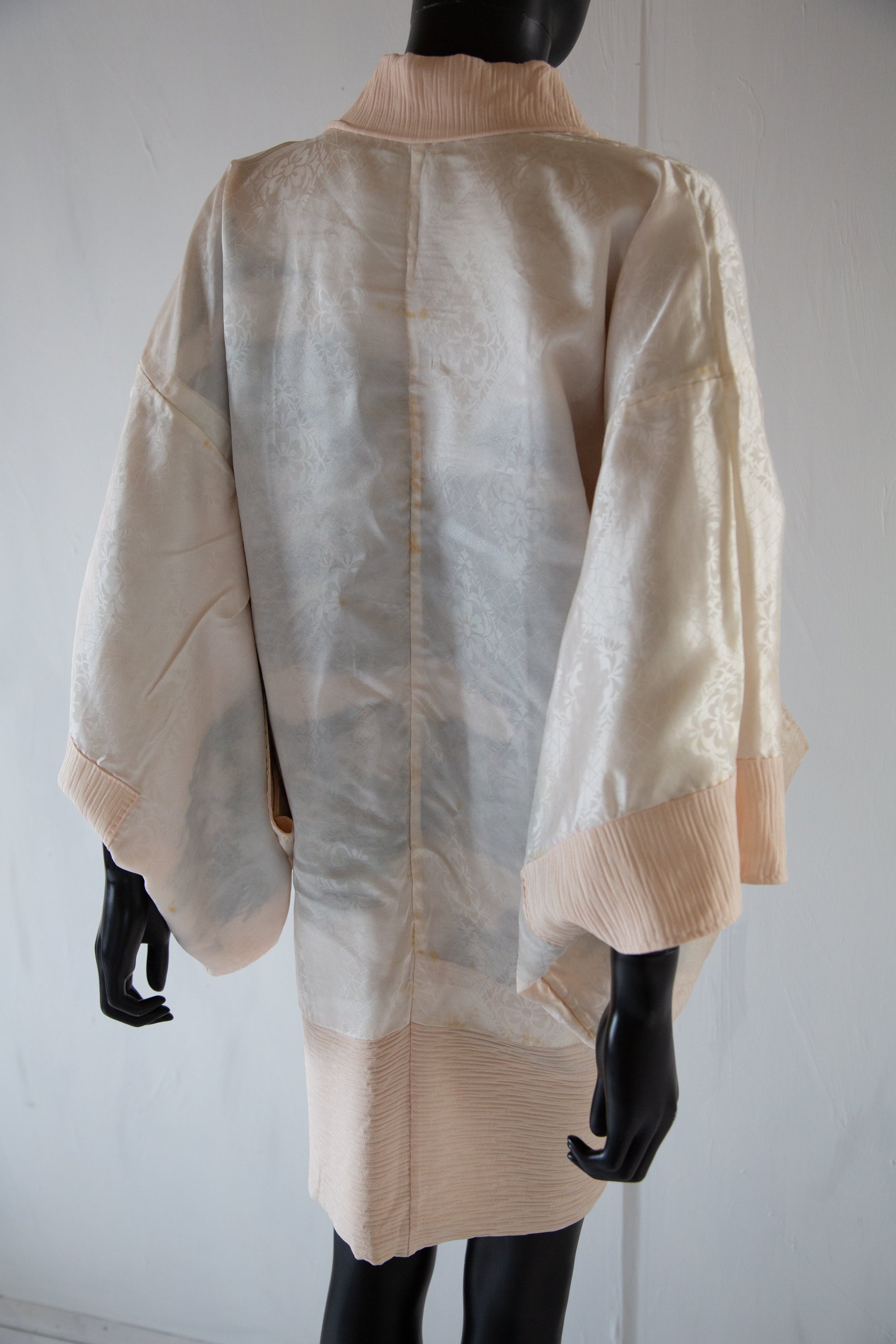 Vintage 1960s Blush Cream Silk Landscape Haori Jacket