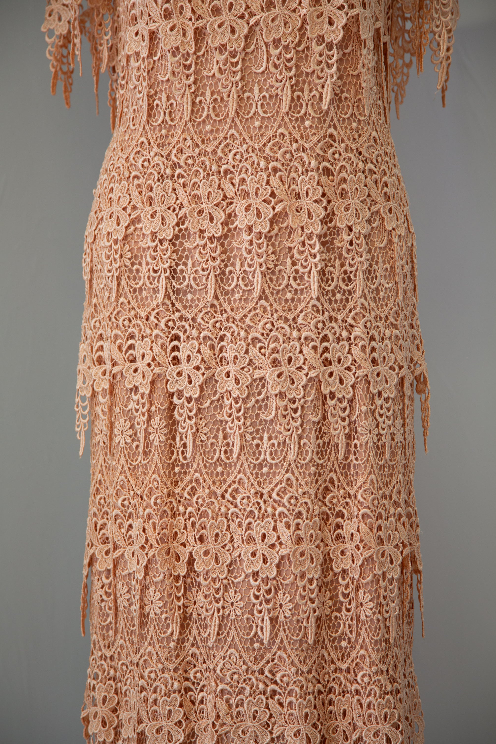 Vintage 1980s Peach Guipure Lace Tiered Maxi Dress