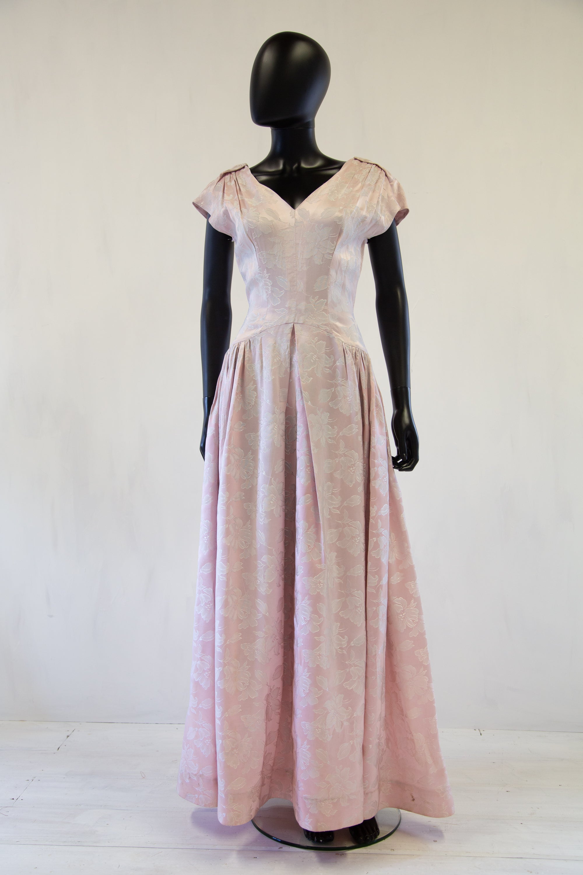 Vintage 1940s Pink Damask Maxi Dress ALEXANDRA-KING Vintage 1940s Pink Damask Maxi Dress ALEXANDRA-KING