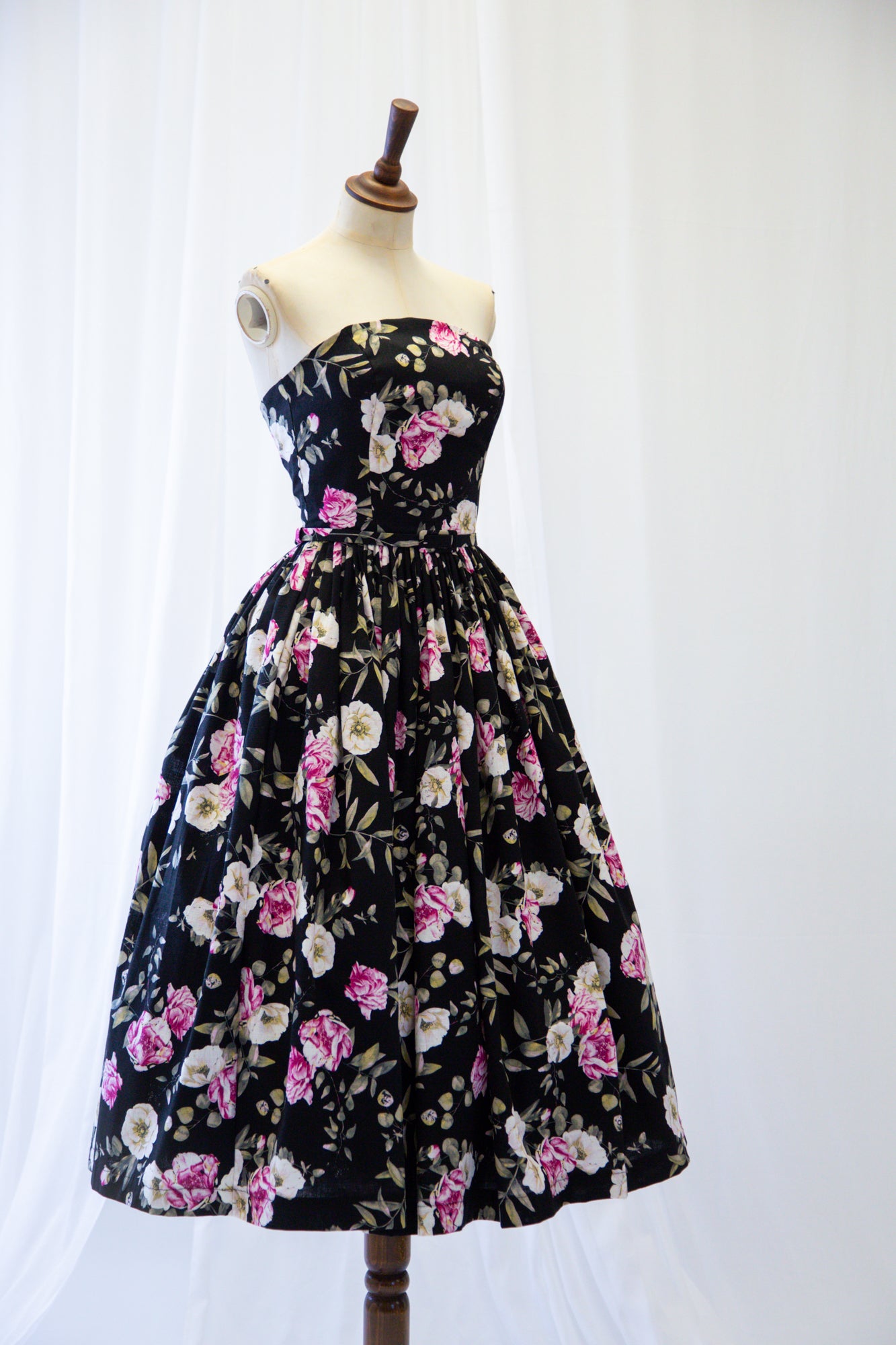 Aziza Rose Print Linen Bandeau Dress