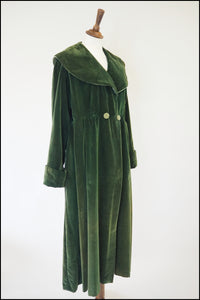 Vintage 1940s Green Velvet House Coat