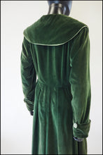 Vintage 1940s Green Velvet House Coat