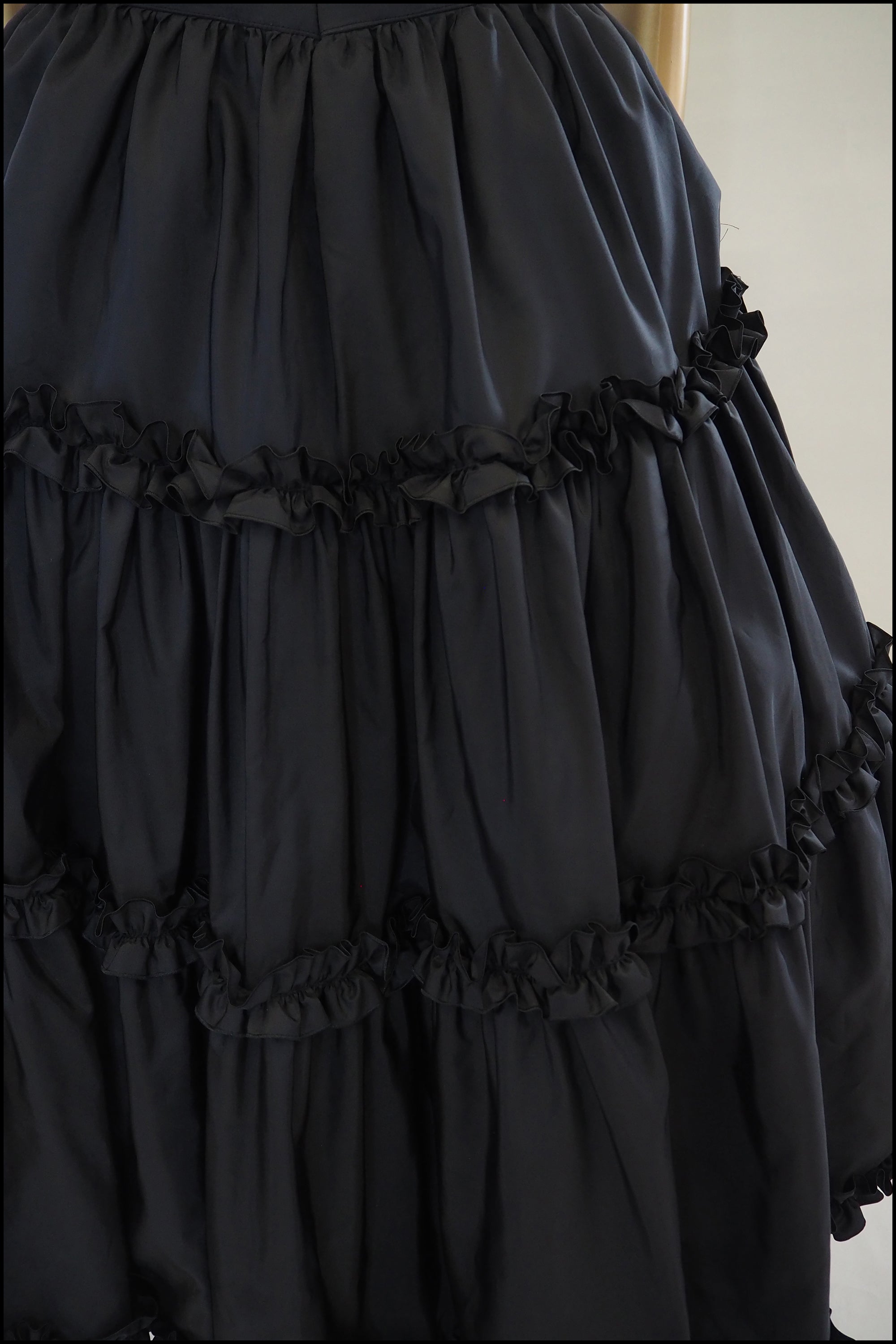 Vintage 1980s Black Ruffle Midi Skirt