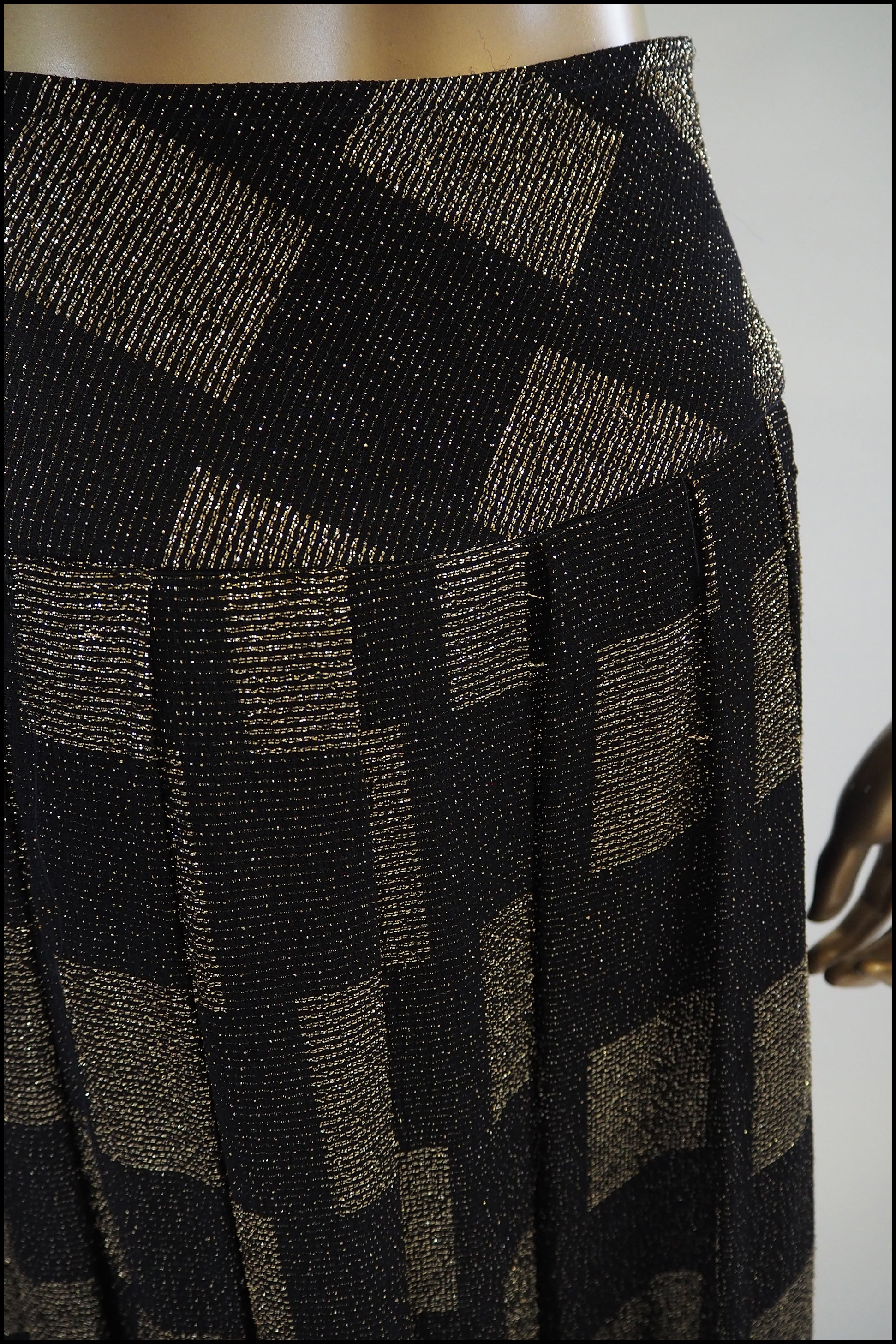 Vintage 1980s Black Gold Metallic Midi Skirt