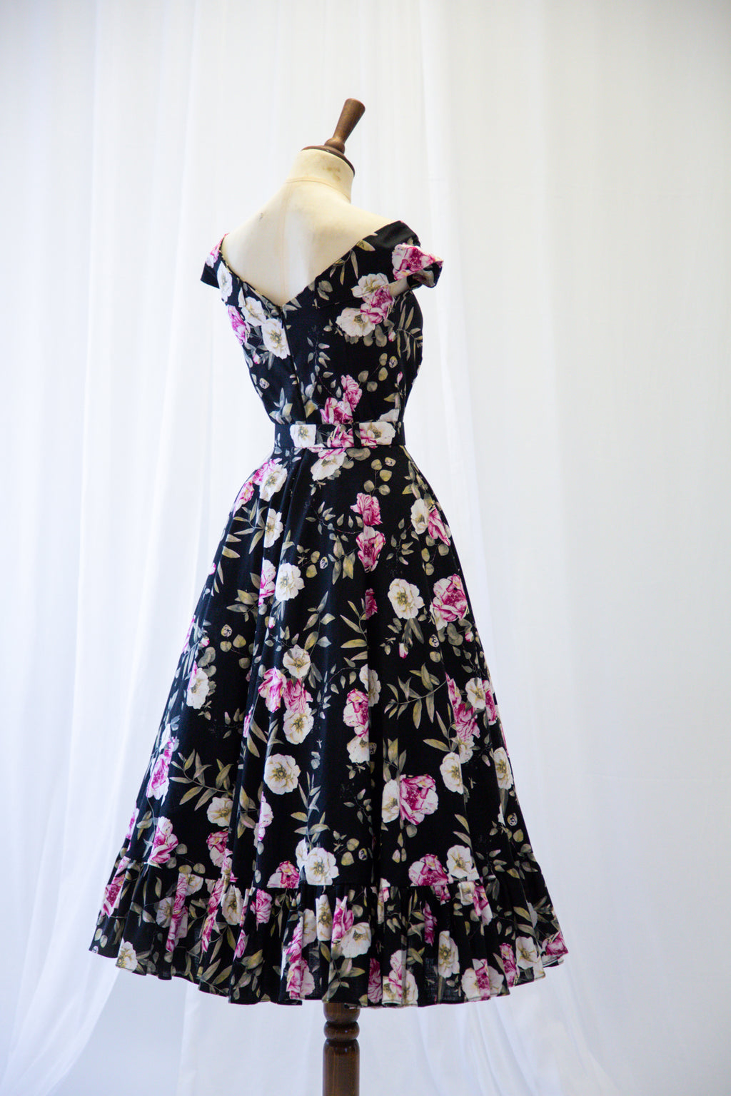 Tylwyth - Rose Linen Midi Dress