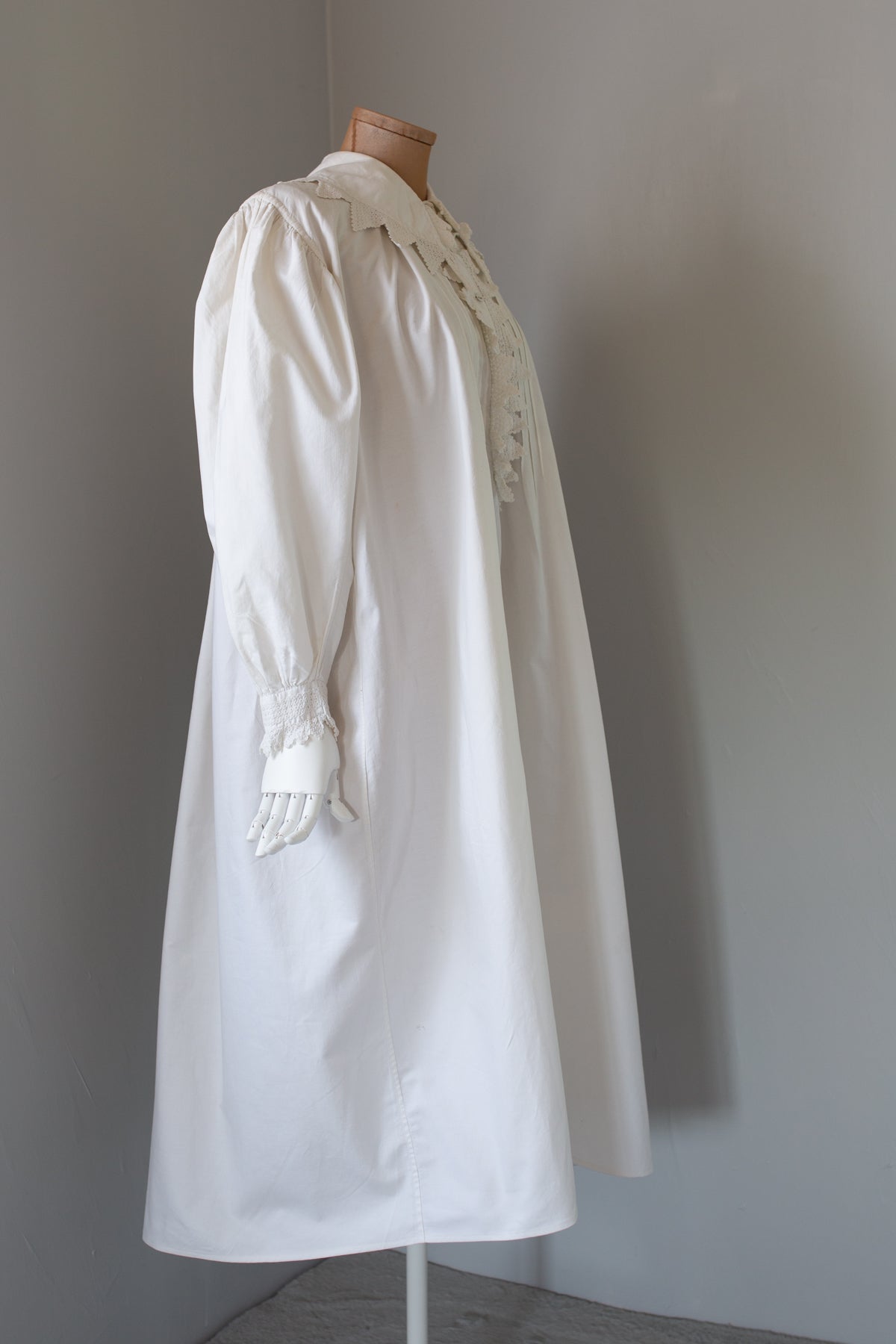 Antique 19th Century White Heavy Cotton Night Shirt