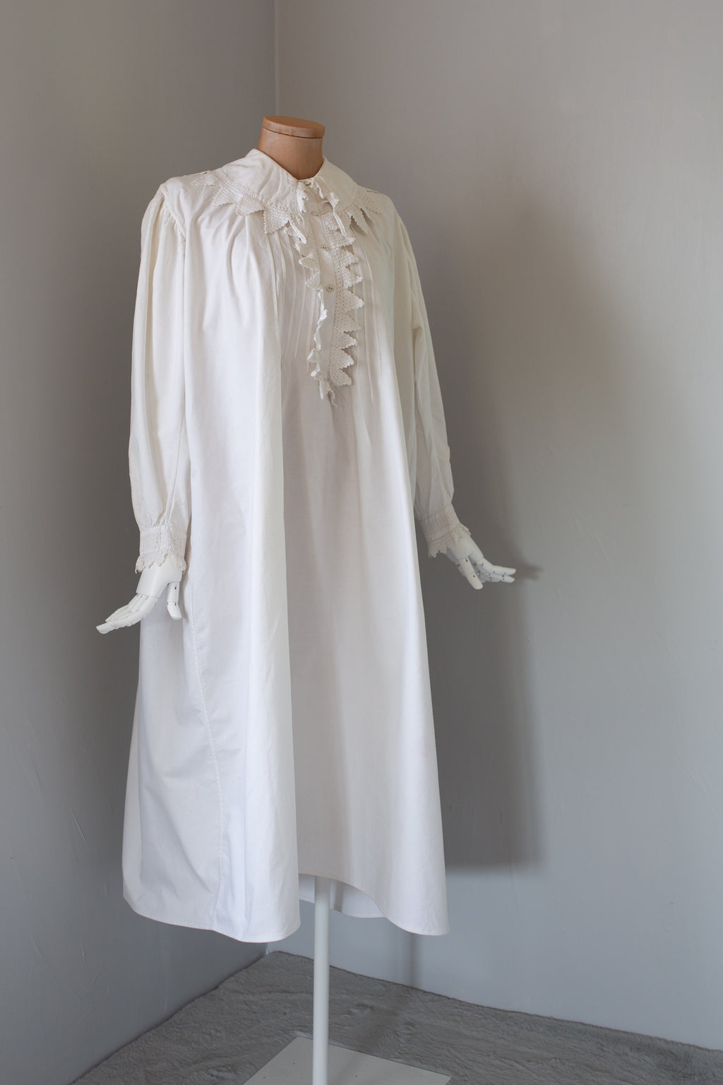 Antique 19th Century White Heavy Cotton Night Shirt