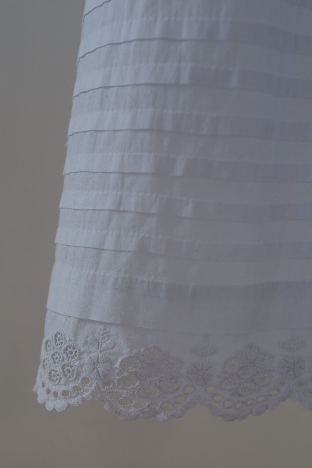 antique white cotton embroidered lace 