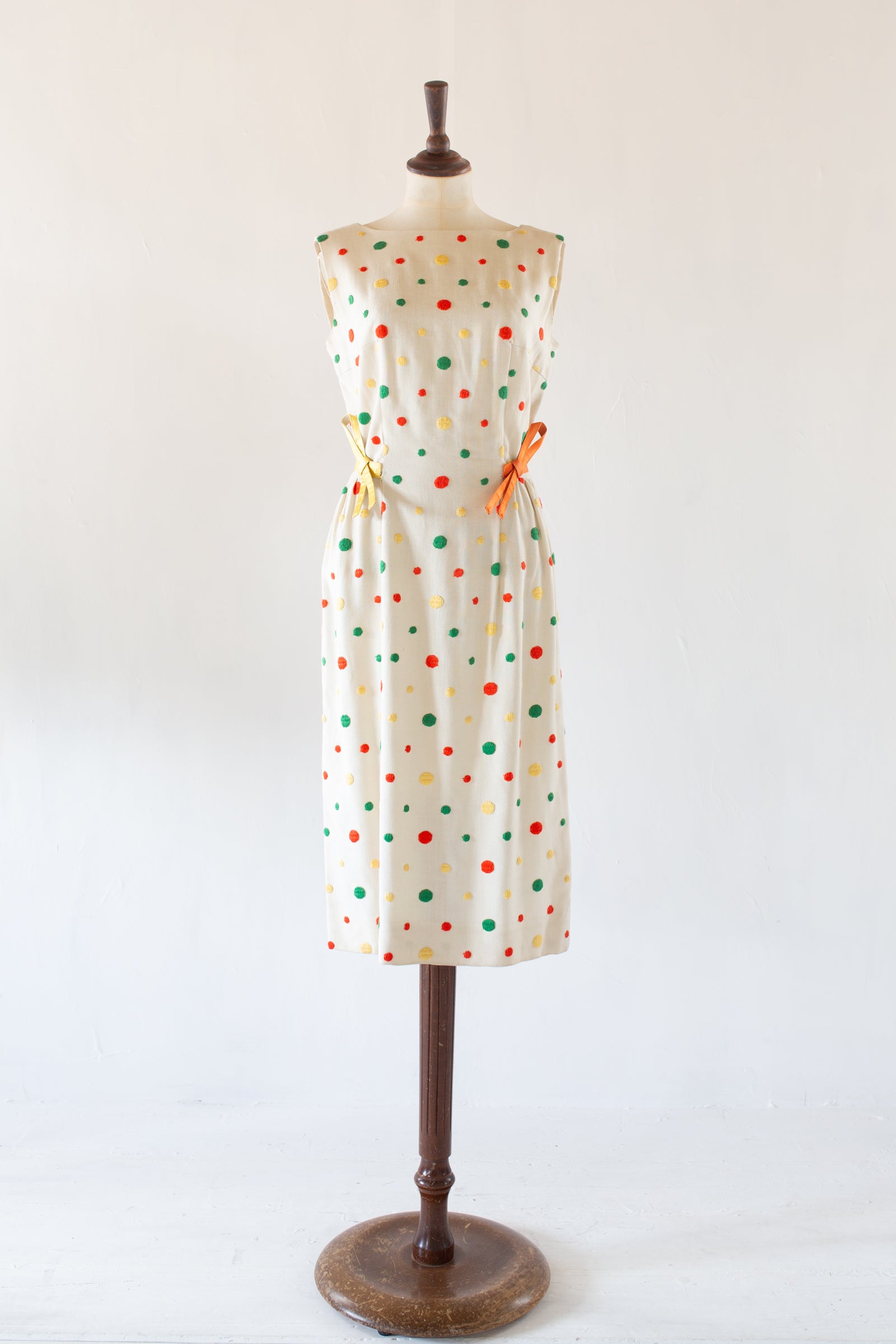 Vintage 1950s Orange Cream Dot Linen Dress