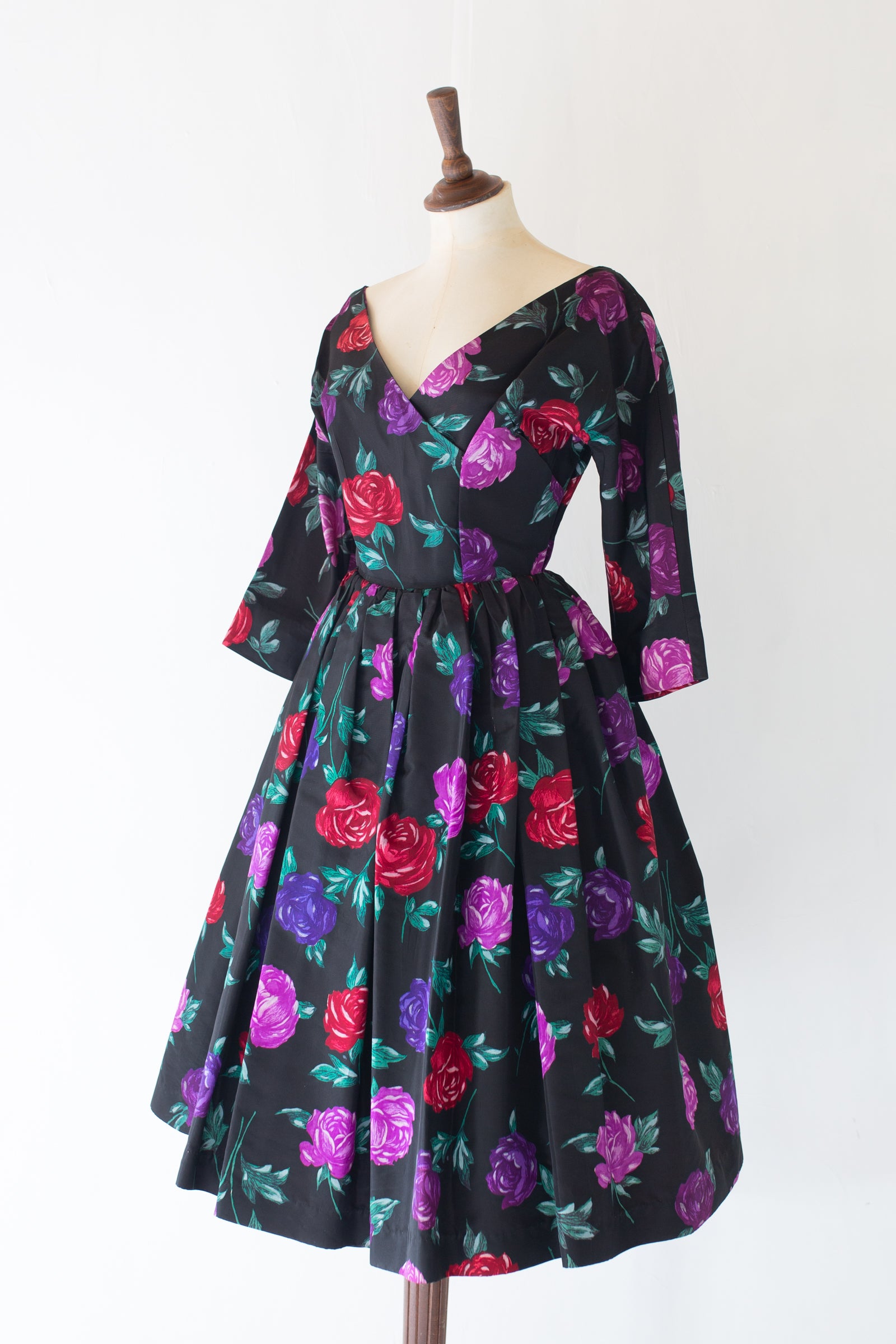 vintage 1950s black rose taffeta cocktail dress 