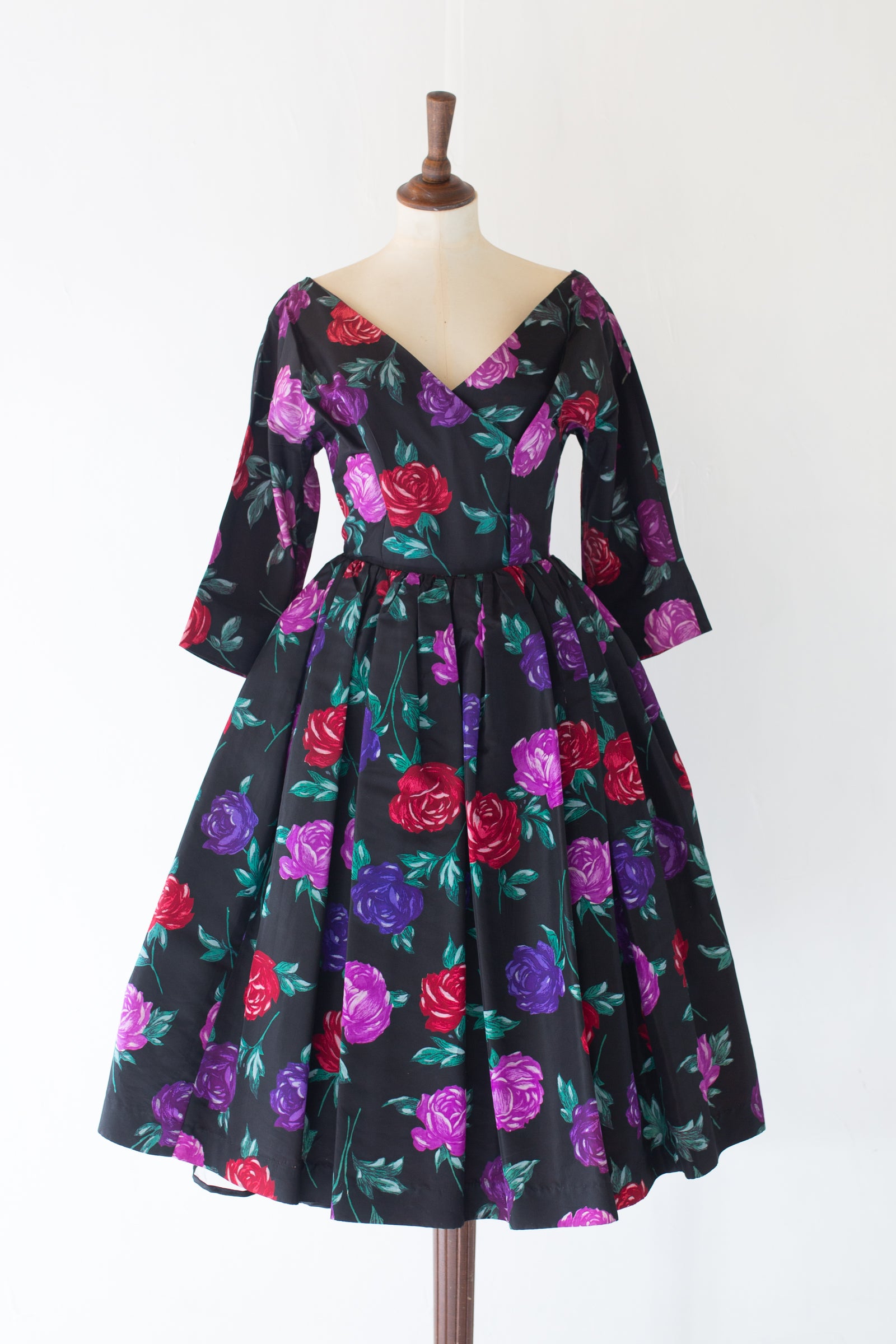 vintage 1950s black rose taffeta cocktail dress 