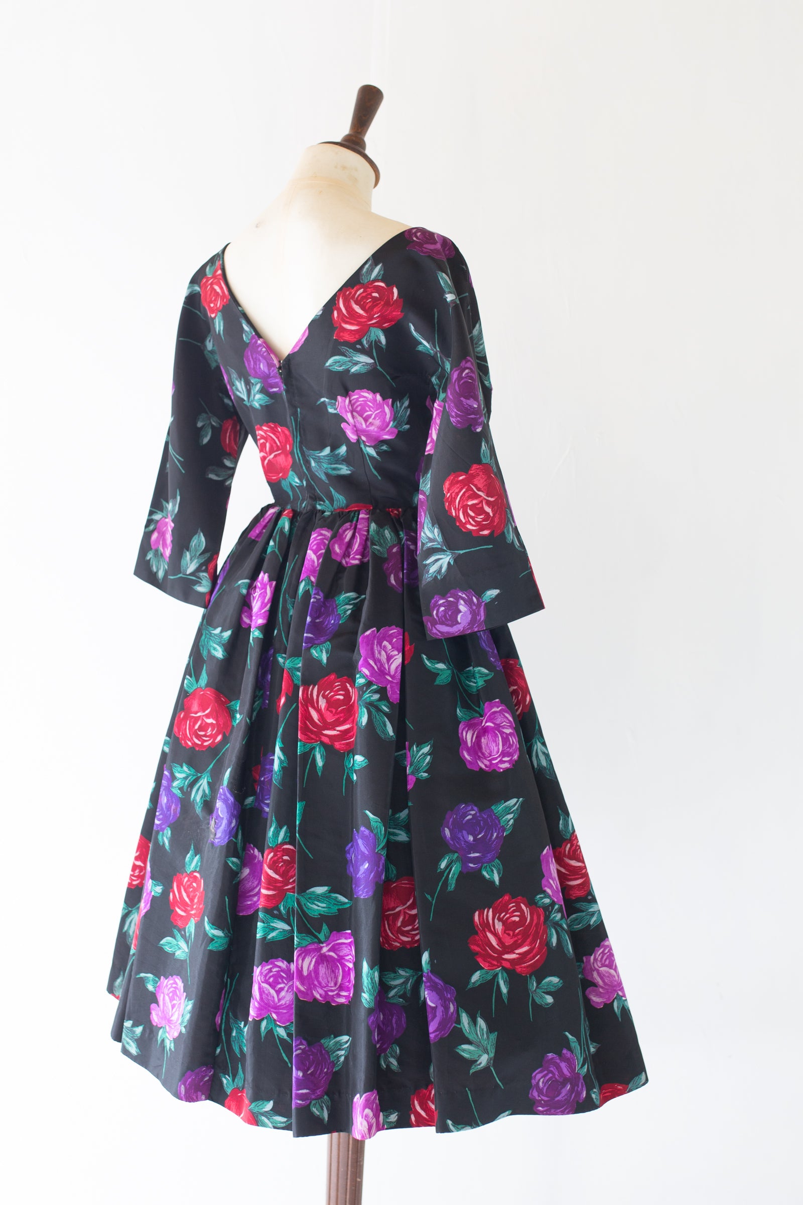 vintage 1950s black rose taffeta cocktail dress 