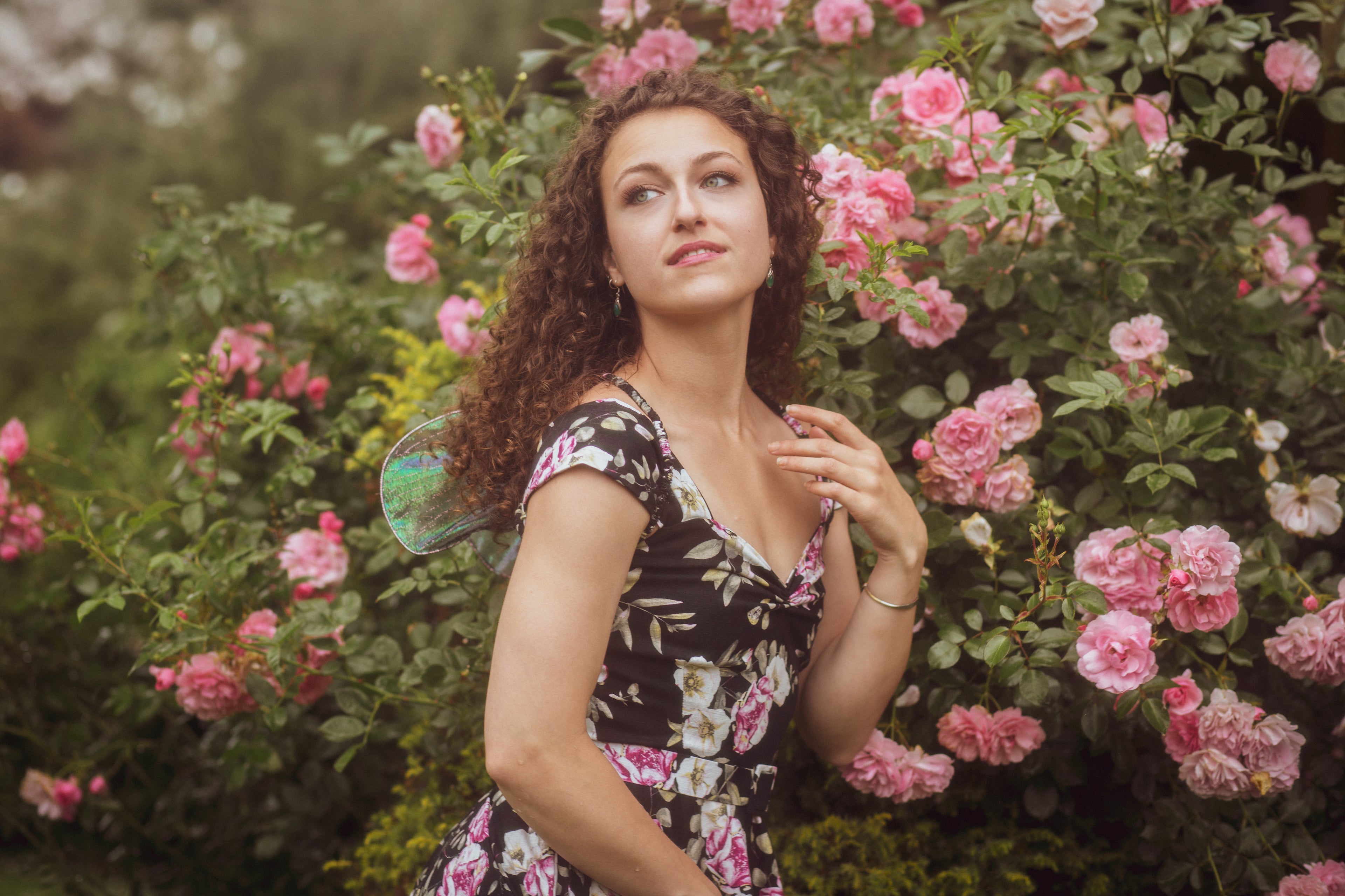 Tylwyth - Rose Linen Midi Dress