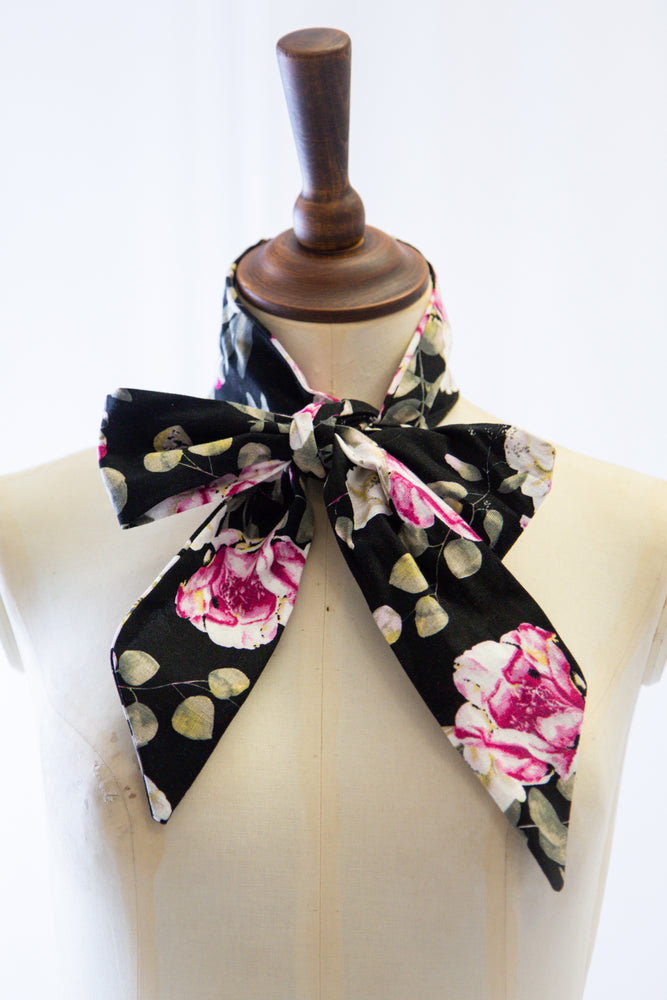 Rose Print Linen Midi Tie