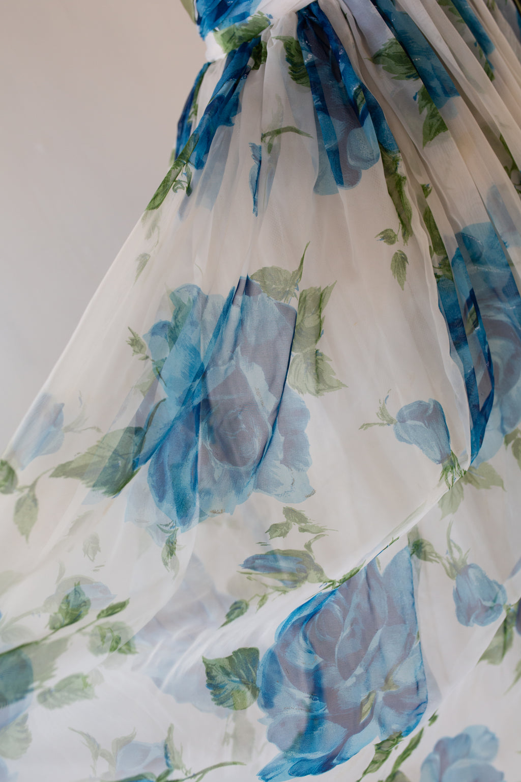 Vintage 1950s Blue Rose Ballgown Dress