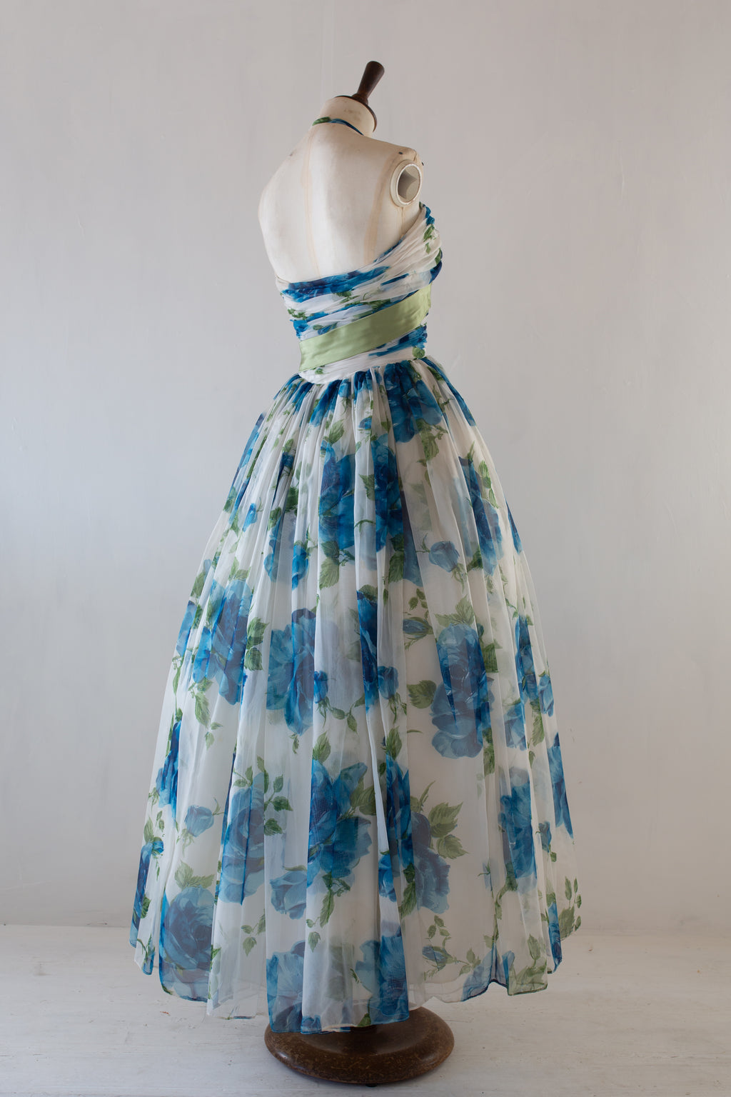 Vintage 1950s Blue Rose Ballgown Dress