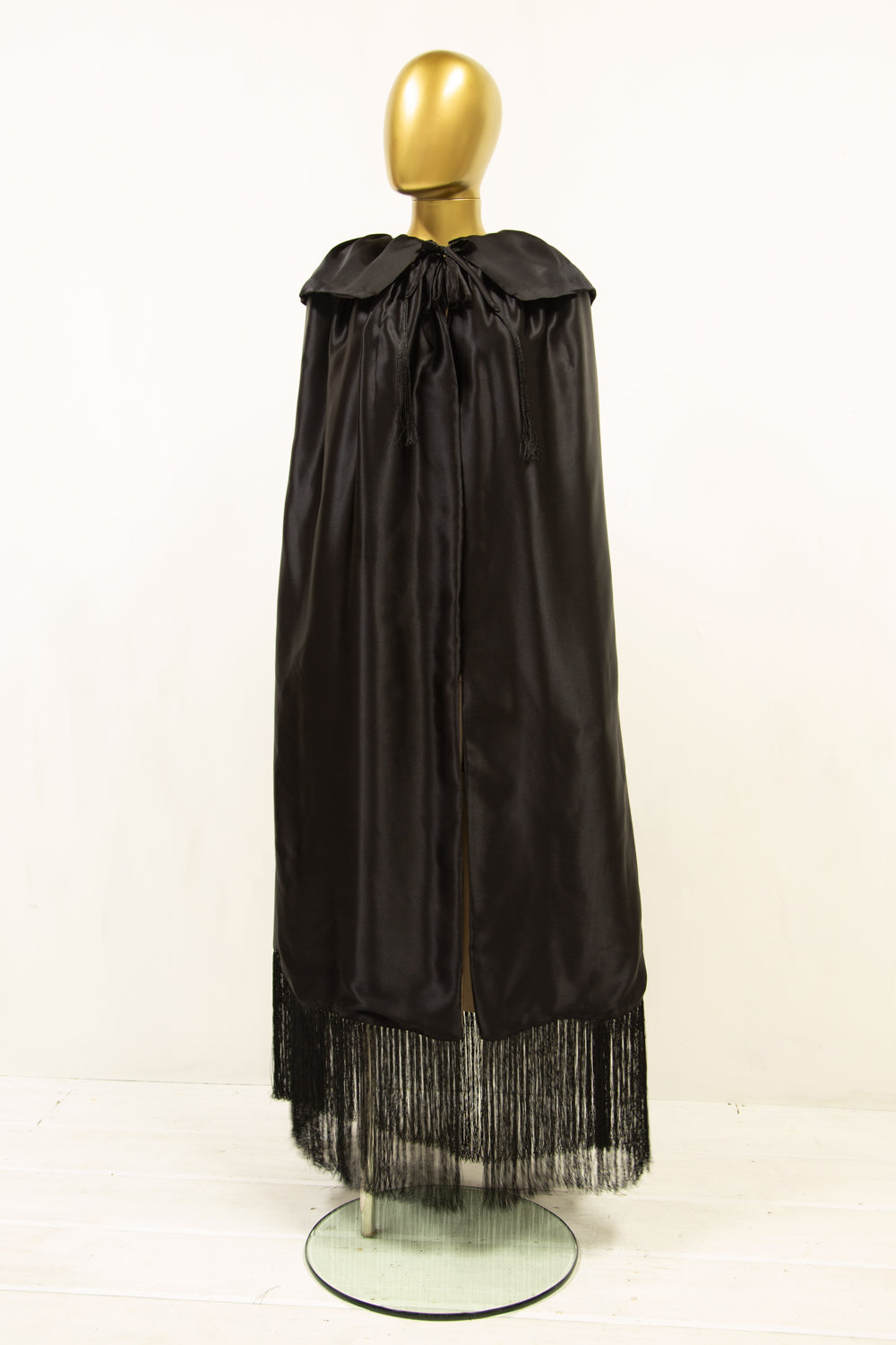 Silk Satin Fringed Opera Cape Black / Gold