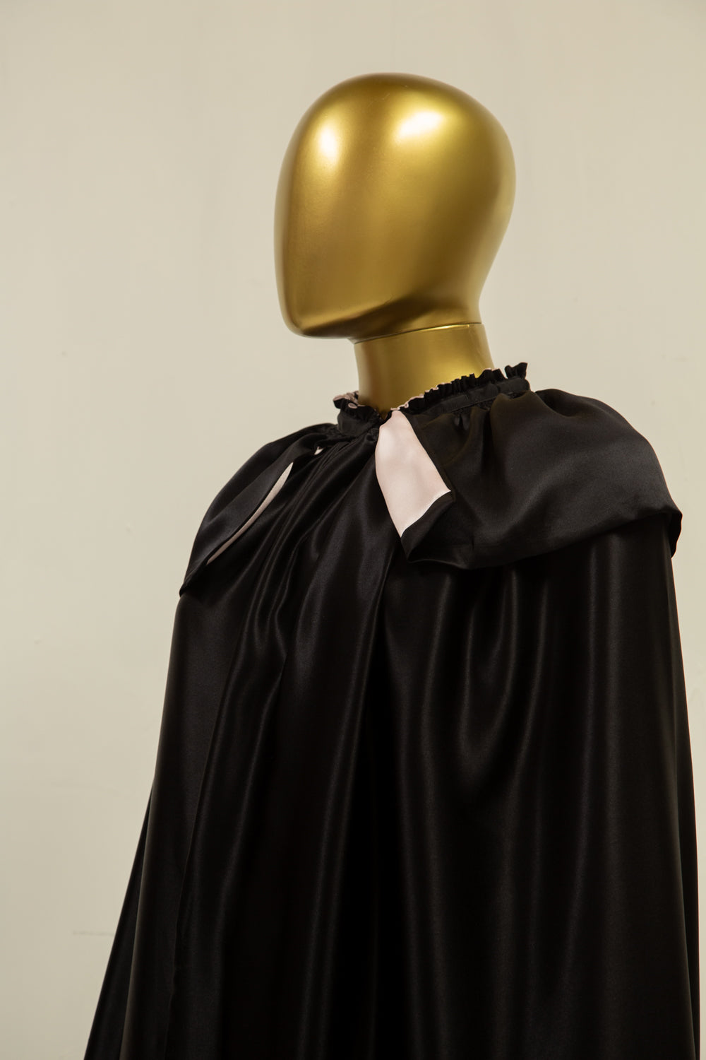 Silk Fringed Opera Cape Black / Pink