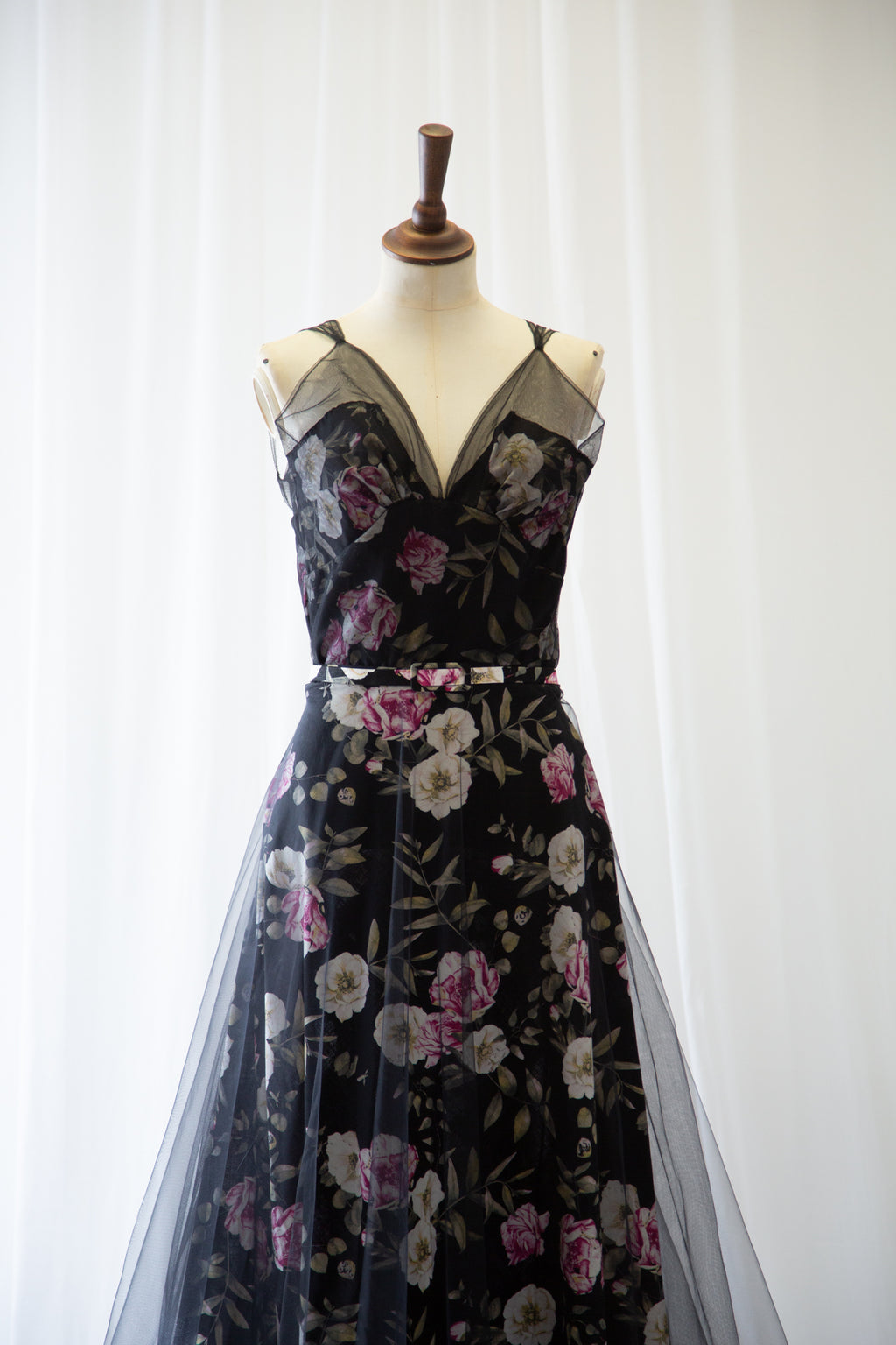 Titania Rose - Black Linen Tulle Gown