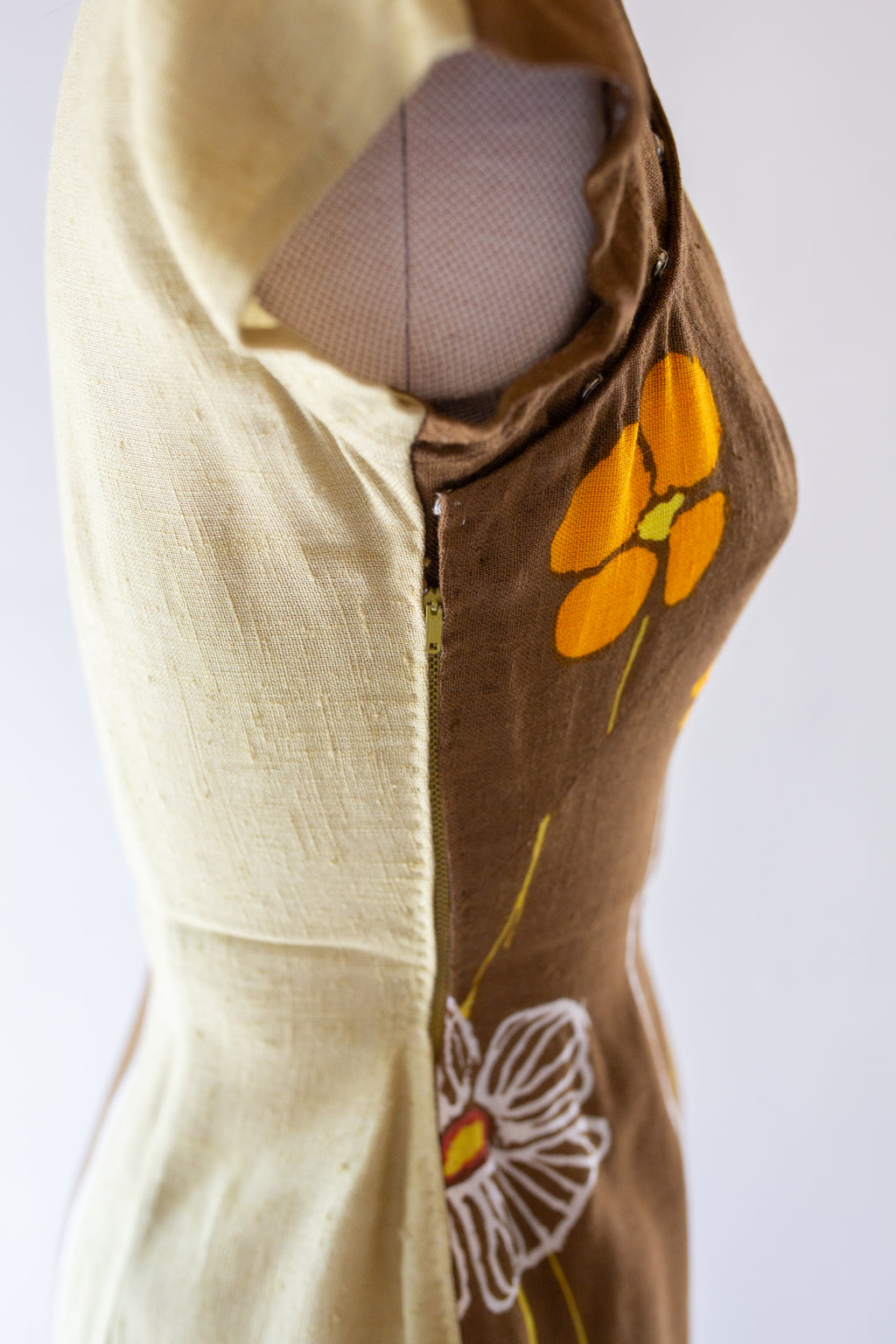 Vintage 1950s Printed Linen Qipao Dress