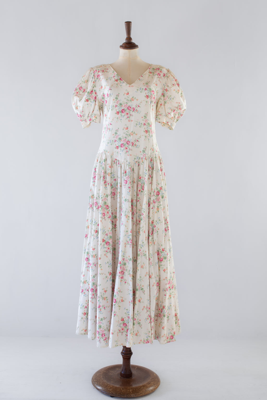 Vintage 1980s White Floral Print Maxi Dress