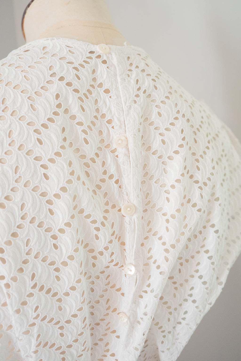 Vintage 1930s Broderie Anglaise White Blouse