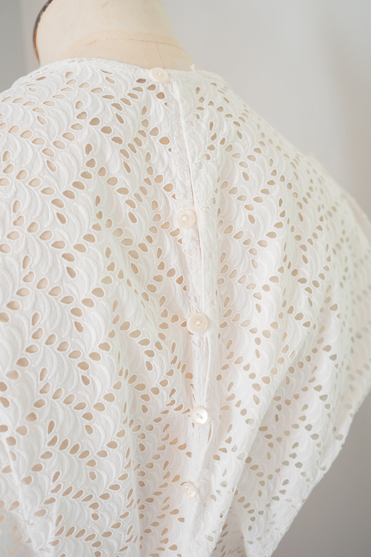 Vintage 1930s Broderie Anglaise White Blouse
