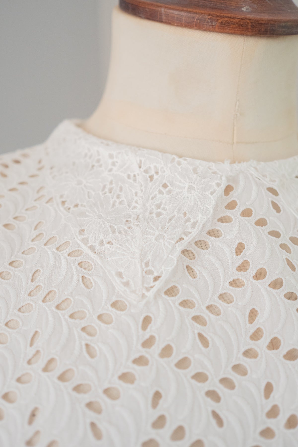 Vintage 1930s Broderie Anglaise White Blouse