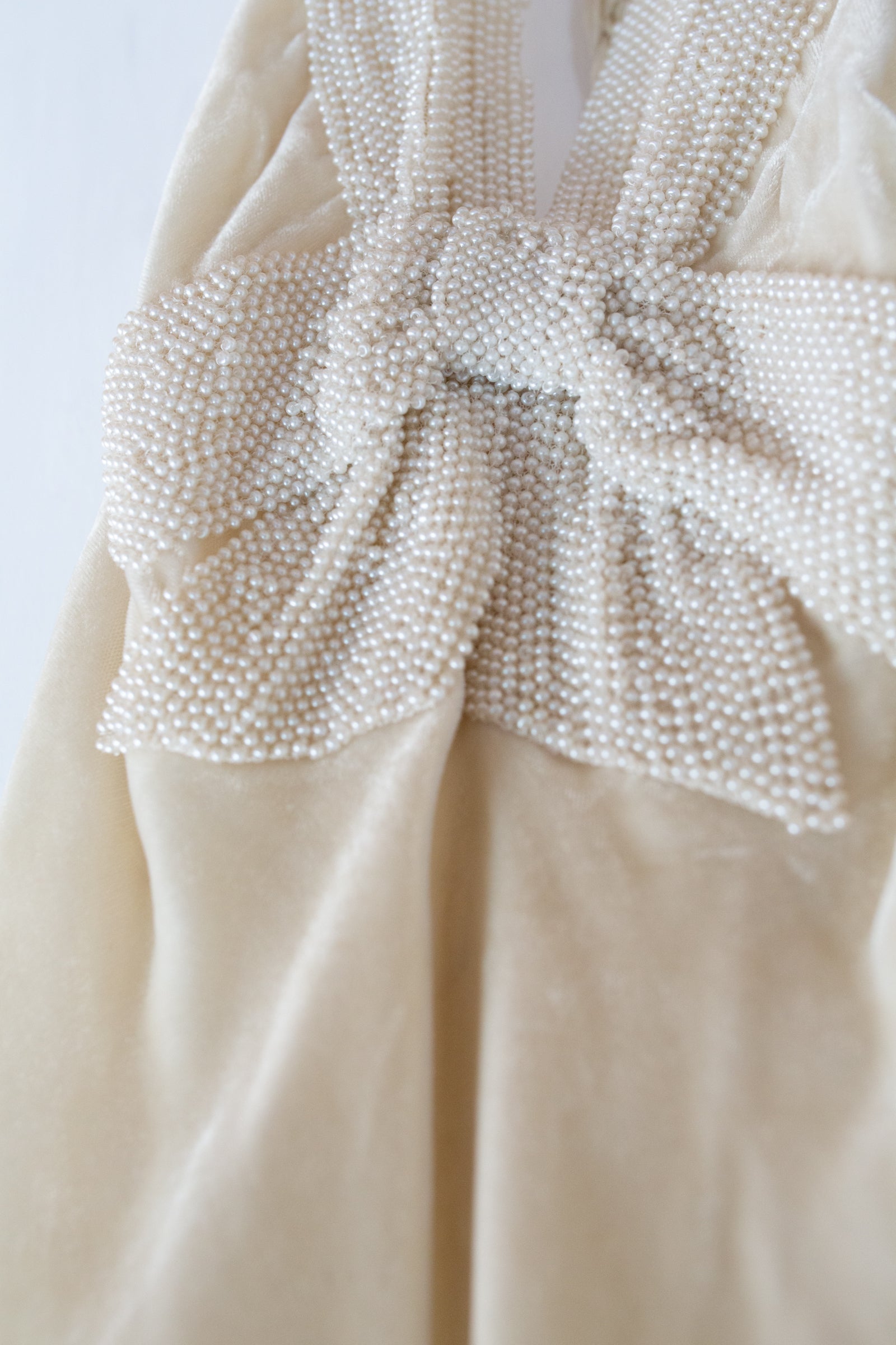 Vintage 1930s Ivory Silk Velvet Beaded Bow Top
