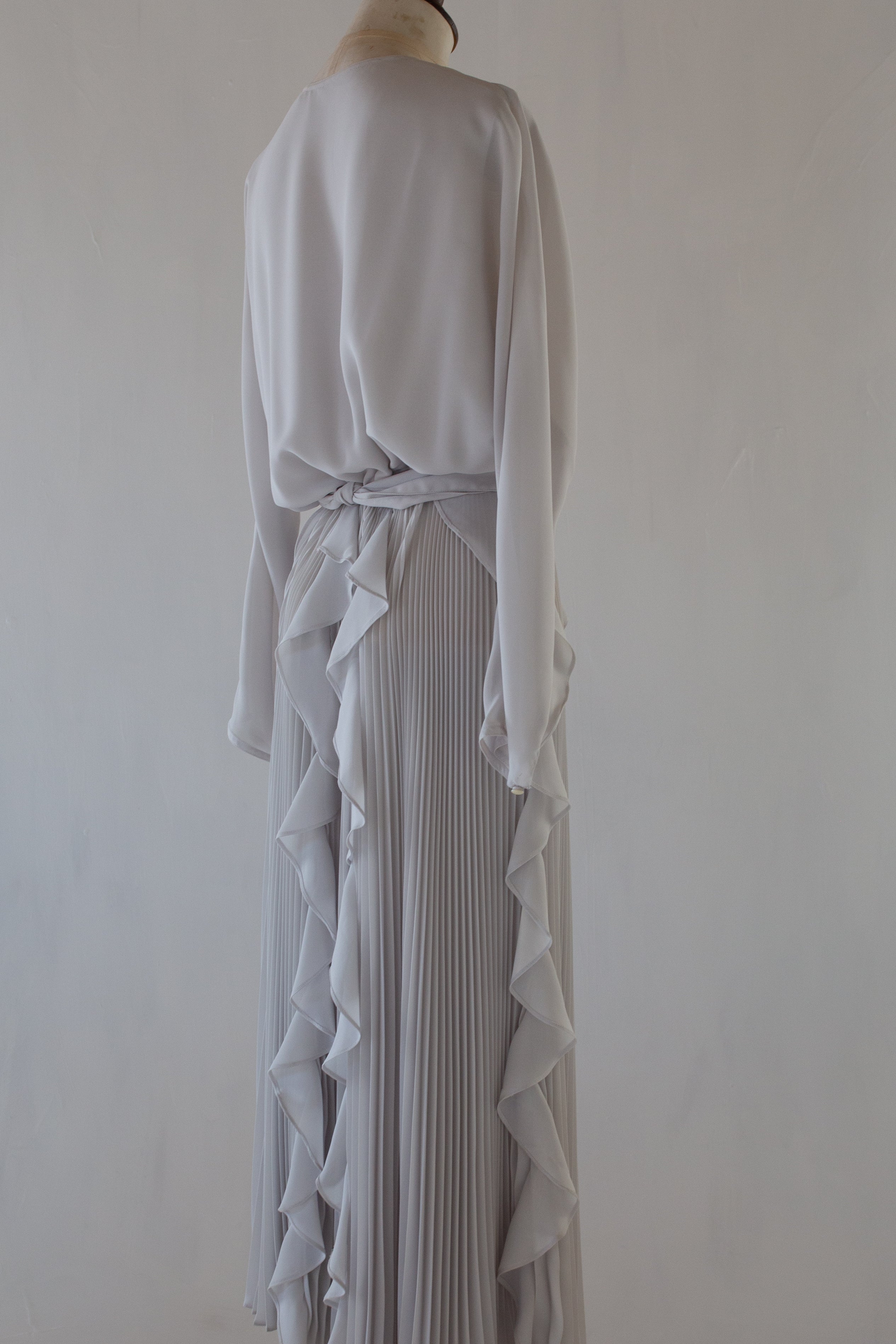 Vintage 1980s Dove Grey Pleated Dress