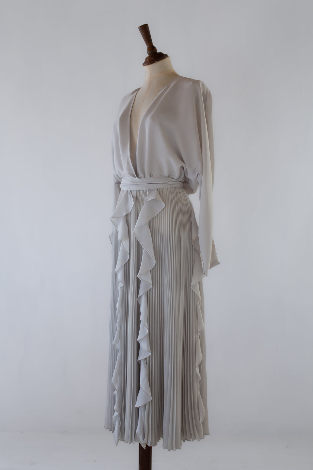 Vintage 1980s Dove Grey Pleated Dress