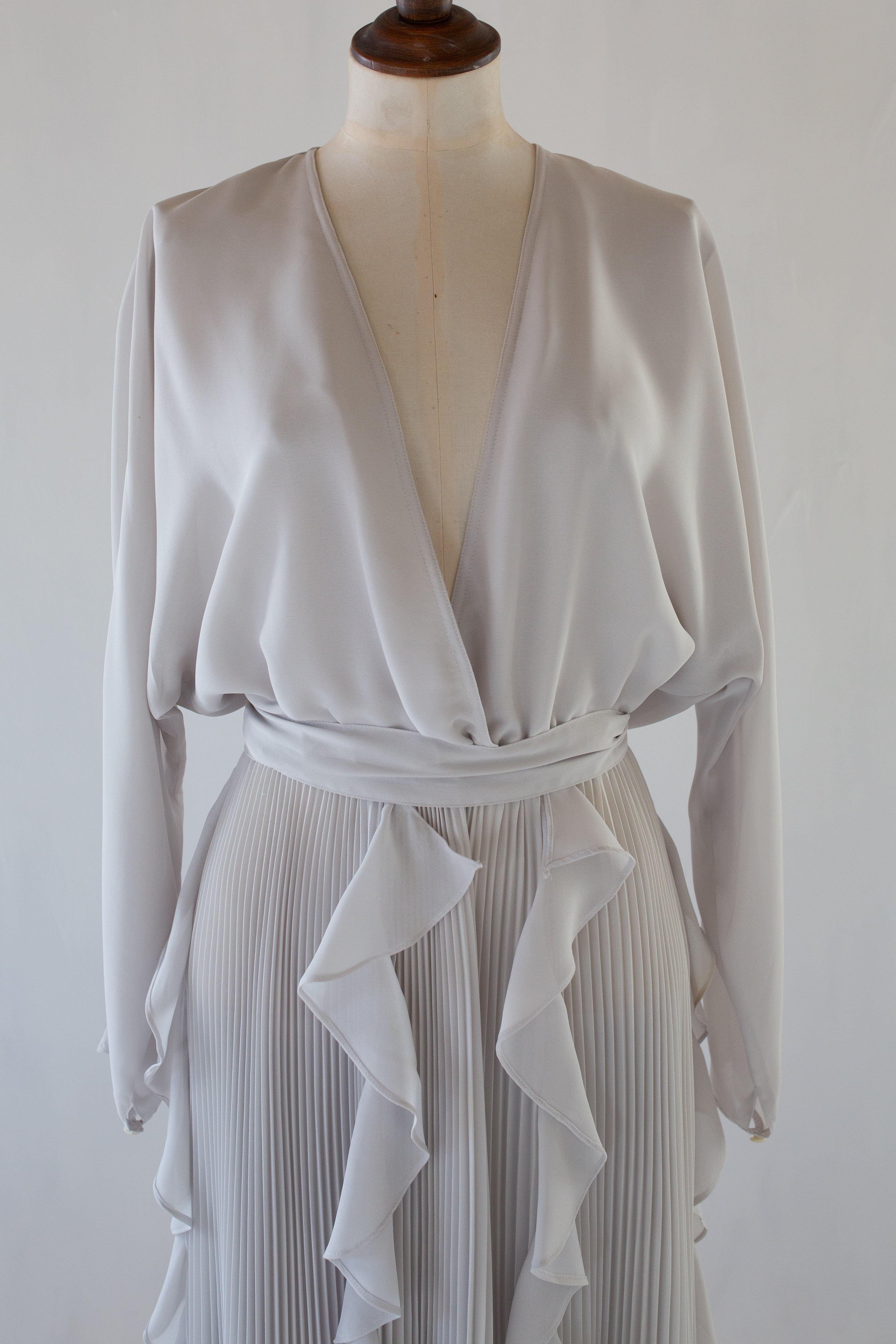 Vintage 1980s Dove Grey Pleated Dress
