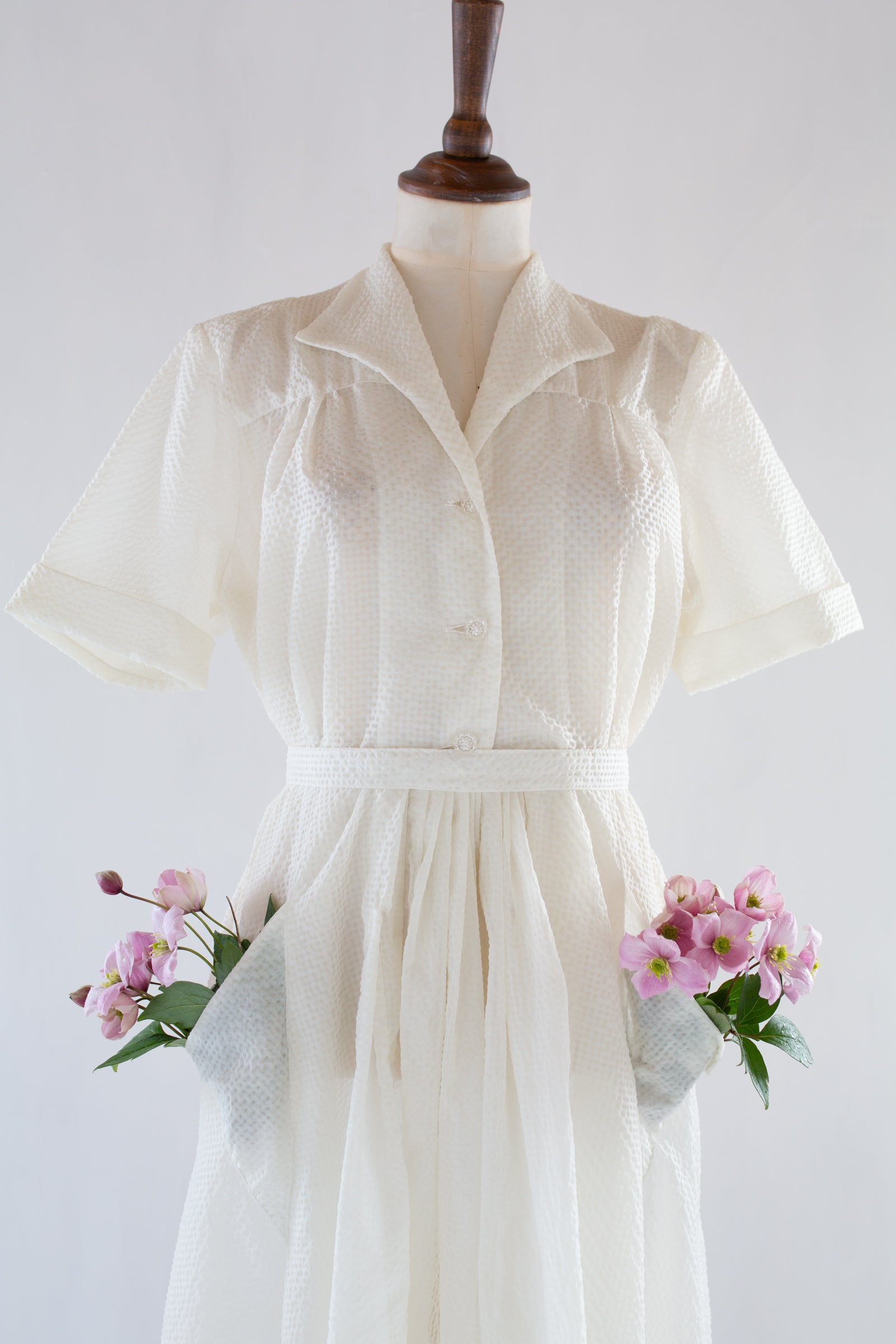 Vintage 1940s Ivory Seersucker Dress – ALEXANDRA-KING