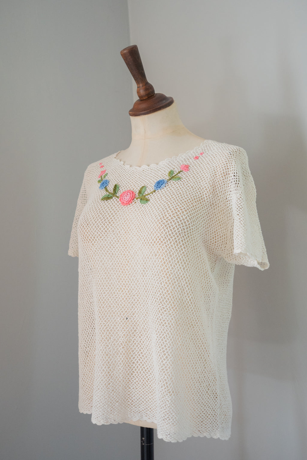 Vintage 1970s White Crotchet T Shirt