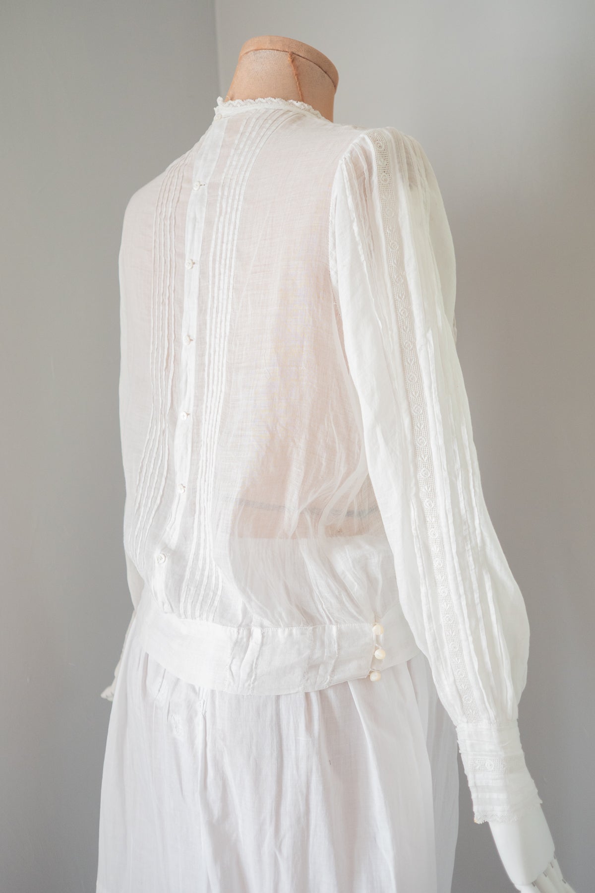 Vintage 1920s Embroidered White Cotton Blouse