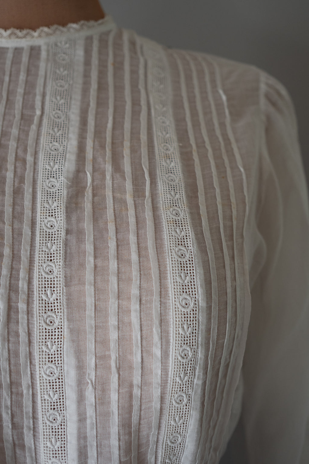 Vintage 1920s Embroidered White Cotton Blouse