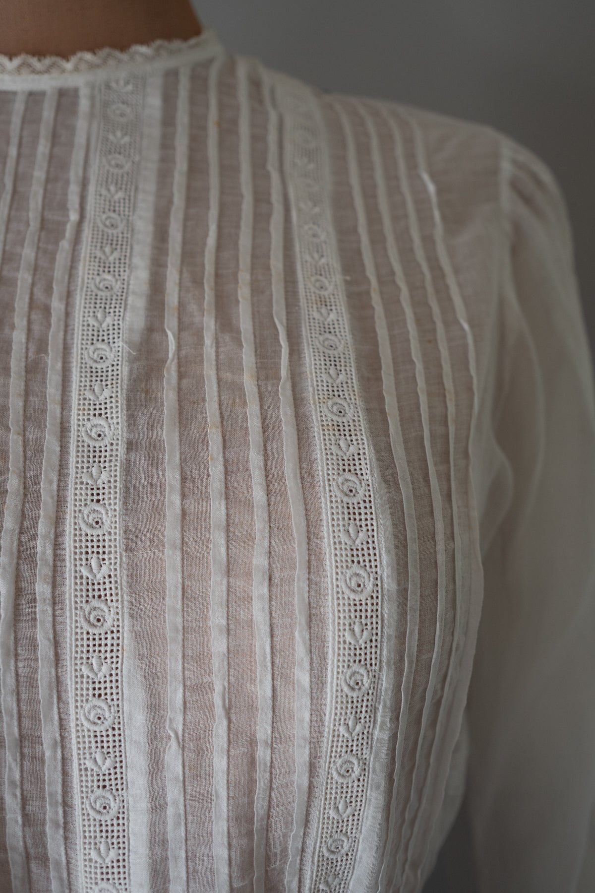 Vintage 1920s Embroidered White Cotton Blouse