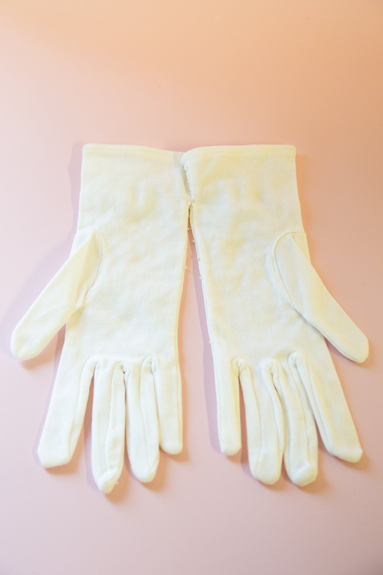 Vintage 1950s Ivory Pearl Beaded Gloves