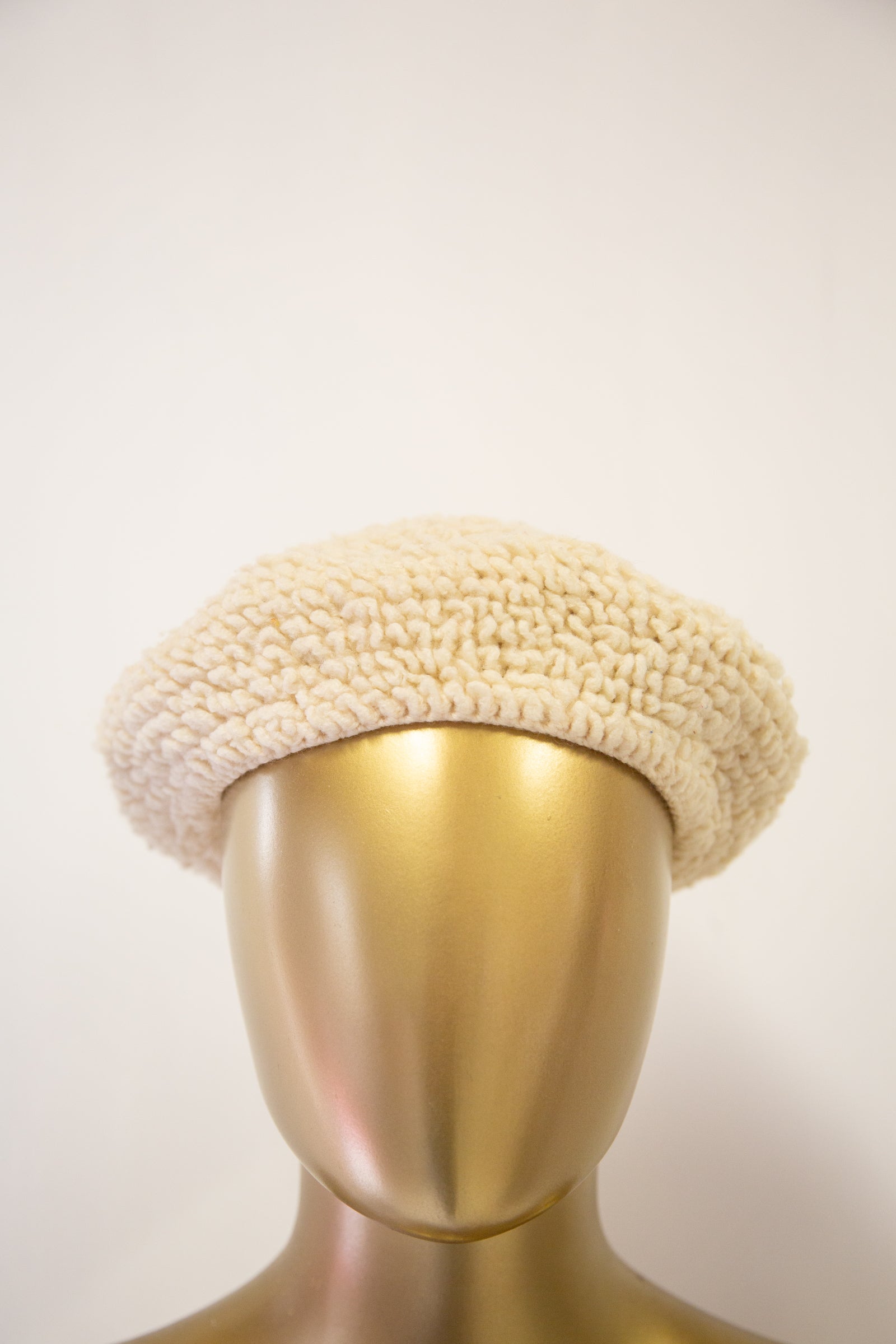 vintage 1950s hand knitted cream beret