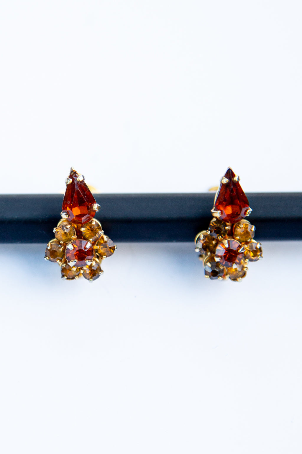 Vintage 1950s Amber Glass Clip Earrings