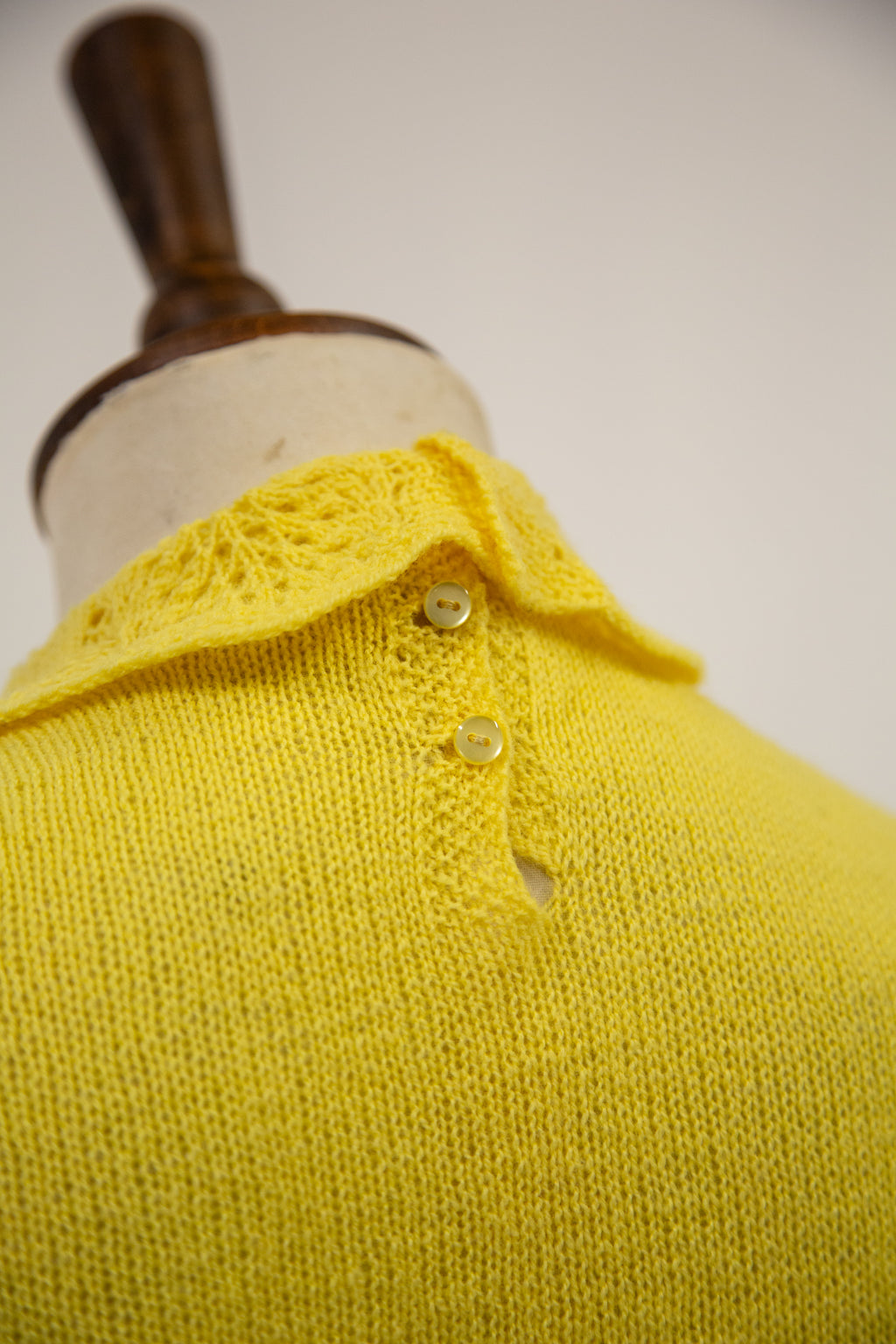 Vintage 1960s Yellow Lace Knit Sweater / S