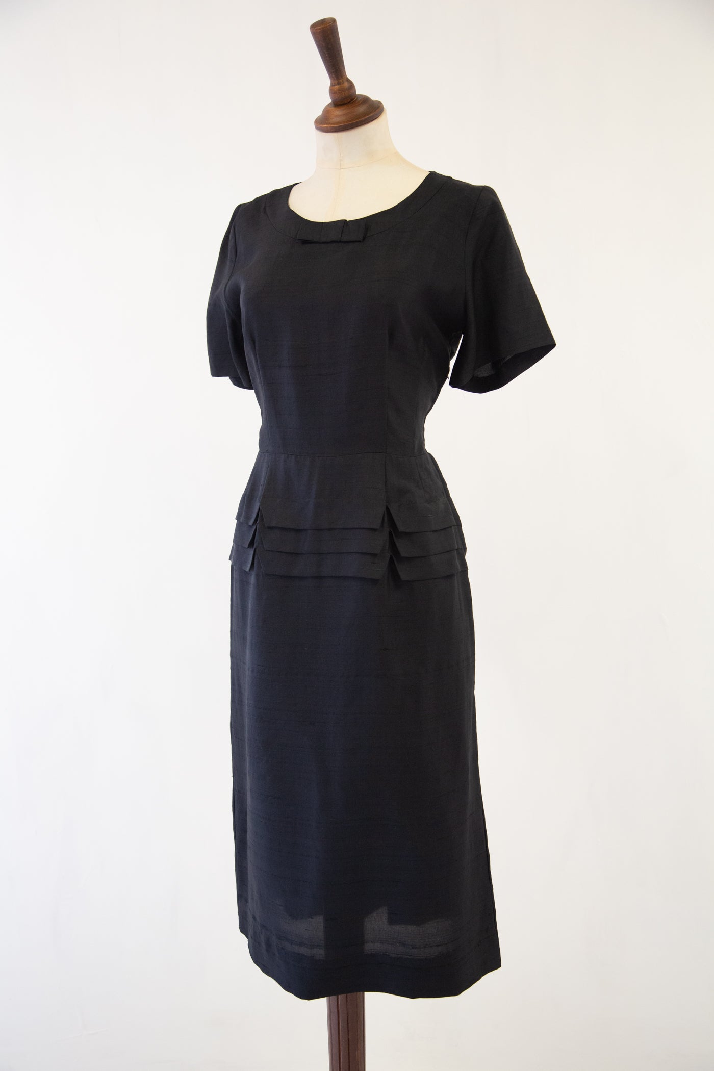 VINTAGE DRESSES  ALEXANDRA-KING