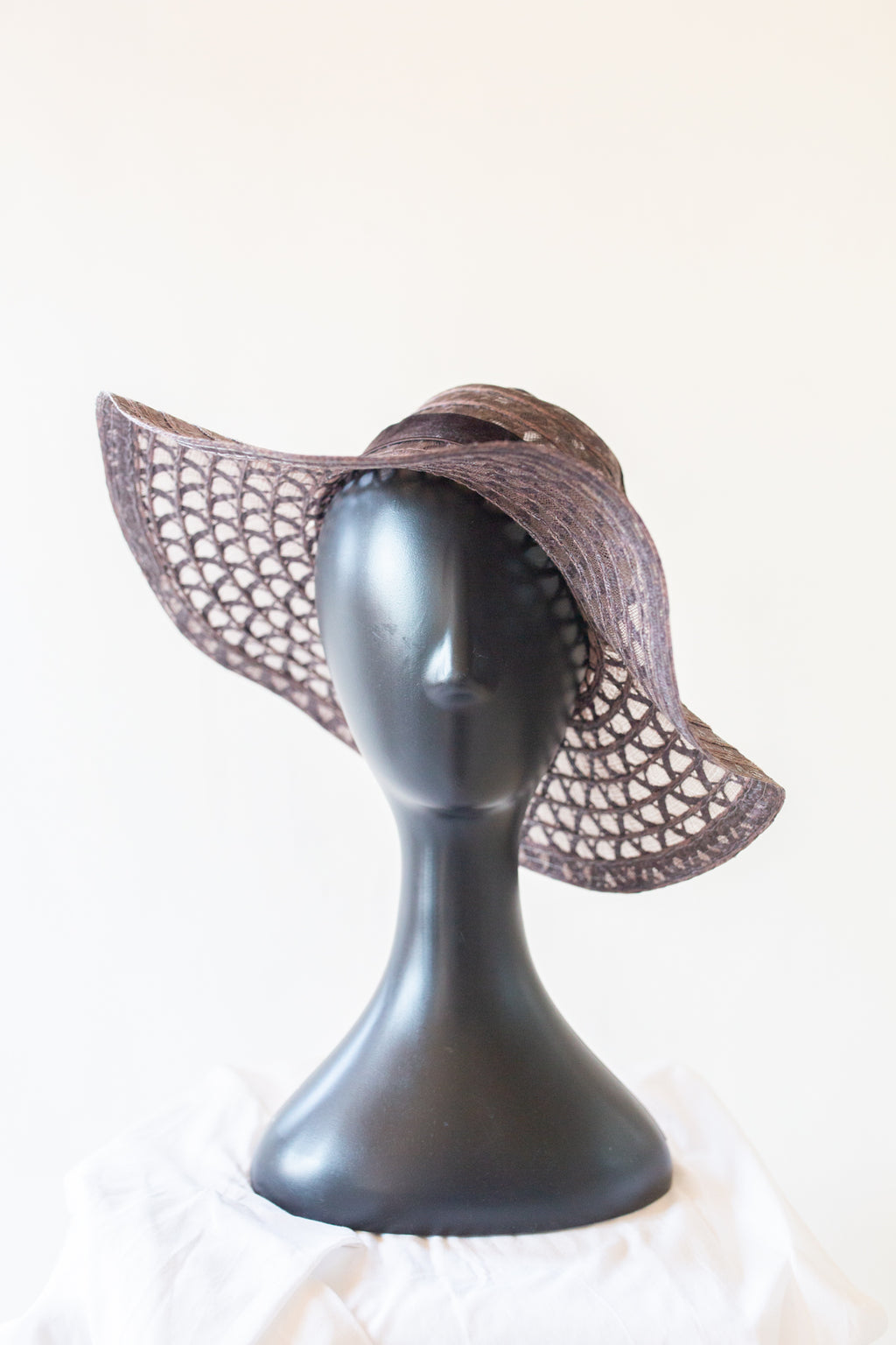 Vintage 1970s Dark Brown Sun Hat